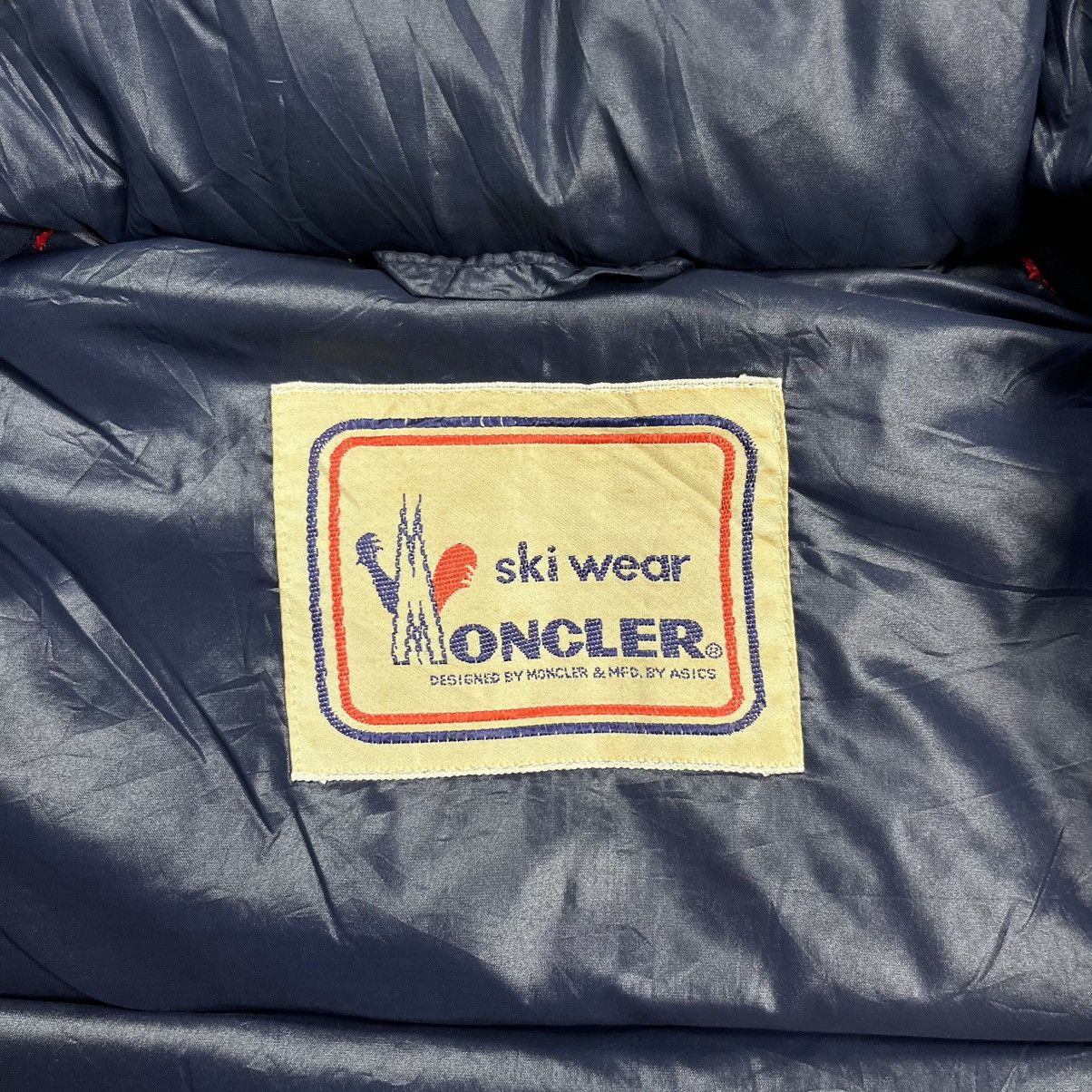 Asics × Moncler × Vintage Vintage 90s Moncler ski wear by assics down jacket Size US L / EU 52-54 / 3 - 7 Thumbnail
