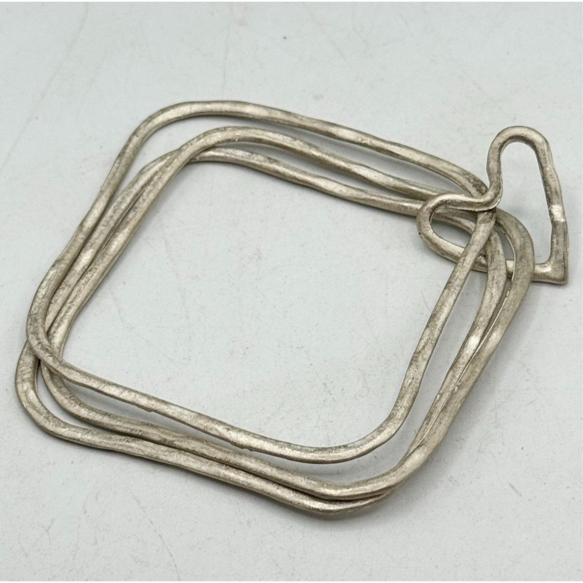 Other Silver square bangle heart bracelet set Size ONE SIZE - 1 Thumbnail