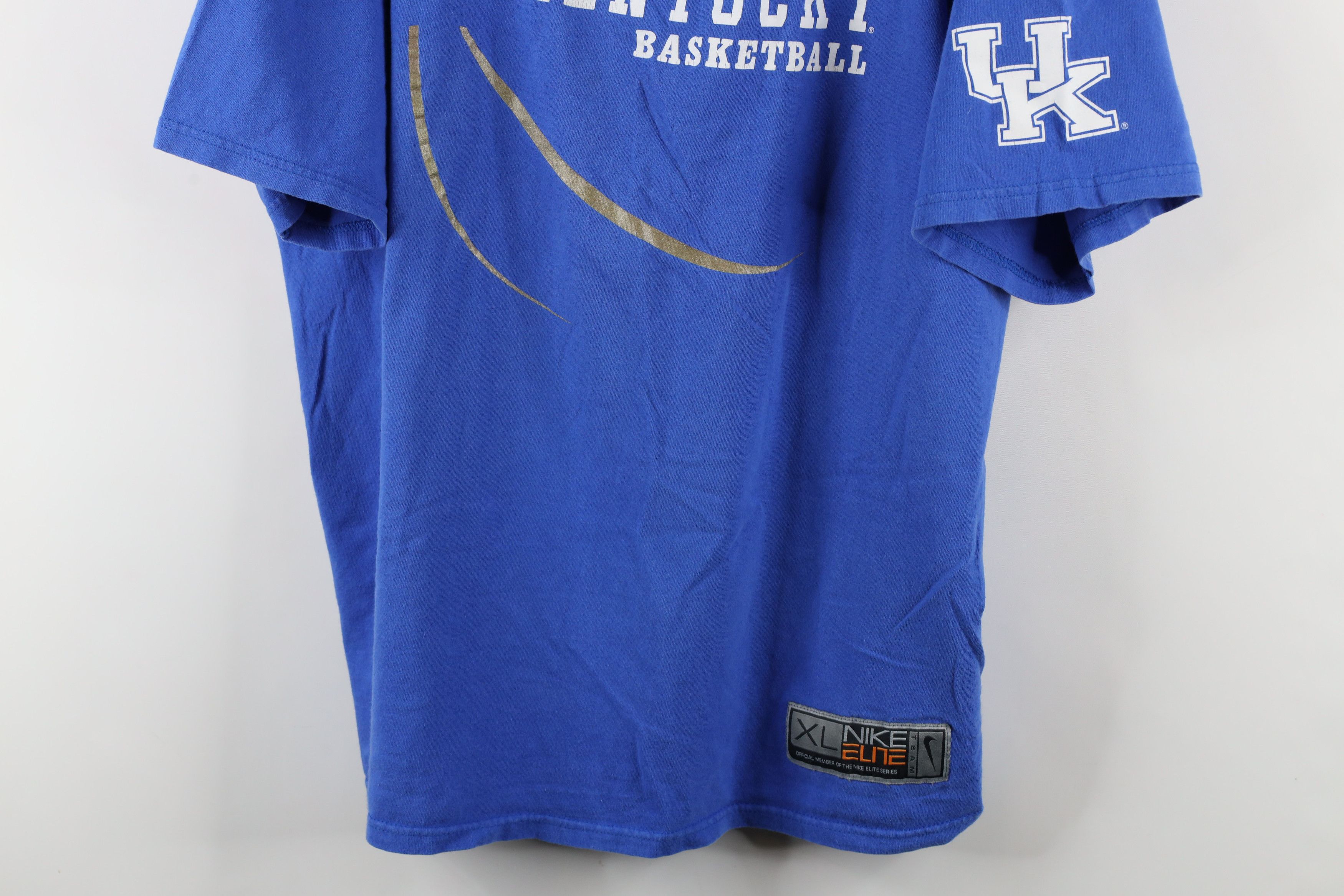 Nike × Vintage Vintage Nike Elite University of Kentucky Basketball T-Shirt Size US XL / EU 56 / 4 - 3 Thumbnail