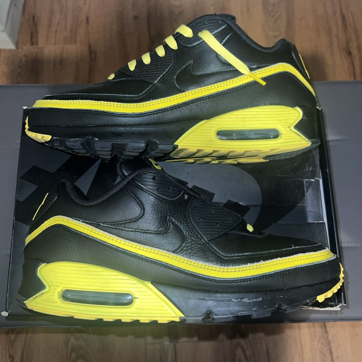 Nike × Undefeated Nike Air Max ‘90 x Undefeated | Black Opti-Yellow 2019 Size US 12 / EU 45 - 5 Thumbnail