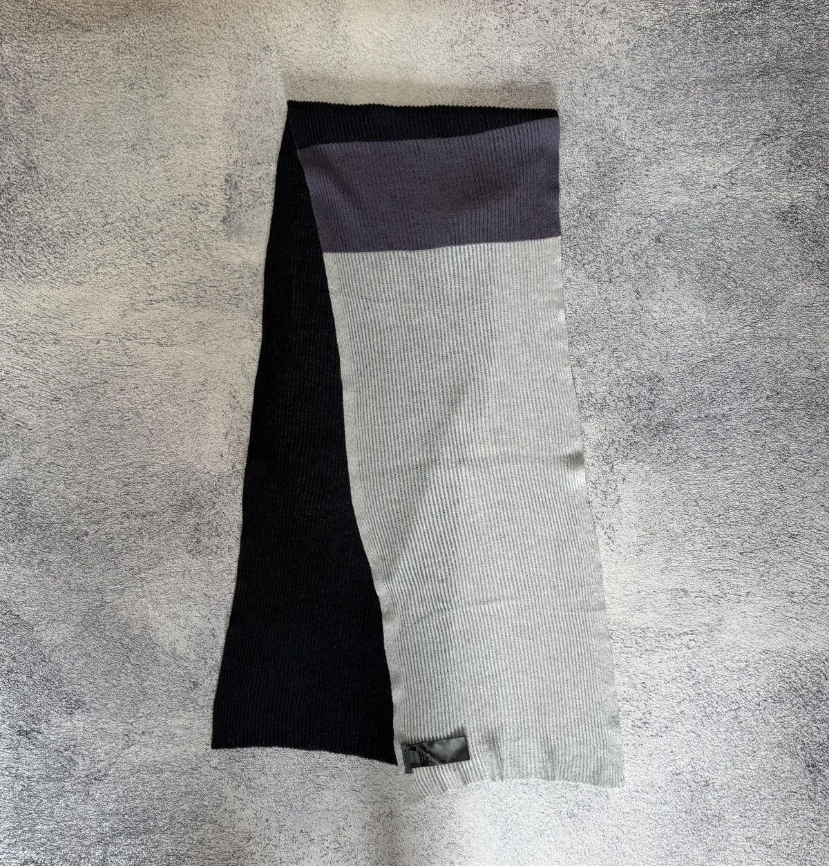 OSKA OSKA 100% Virgin Wool Ribbed Knit Scarf Gray Purple Navy Size ONE SIZE - 12 Thumbnail