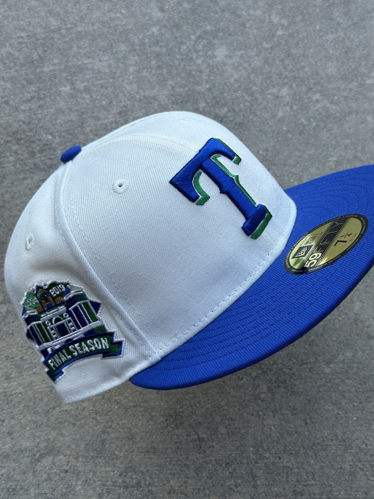 MLB × New Era Texas Rangers NBA Crossover Mavericks Fitted Hat 7 1/4 Size ONE SIZE - 1 Thumbnail