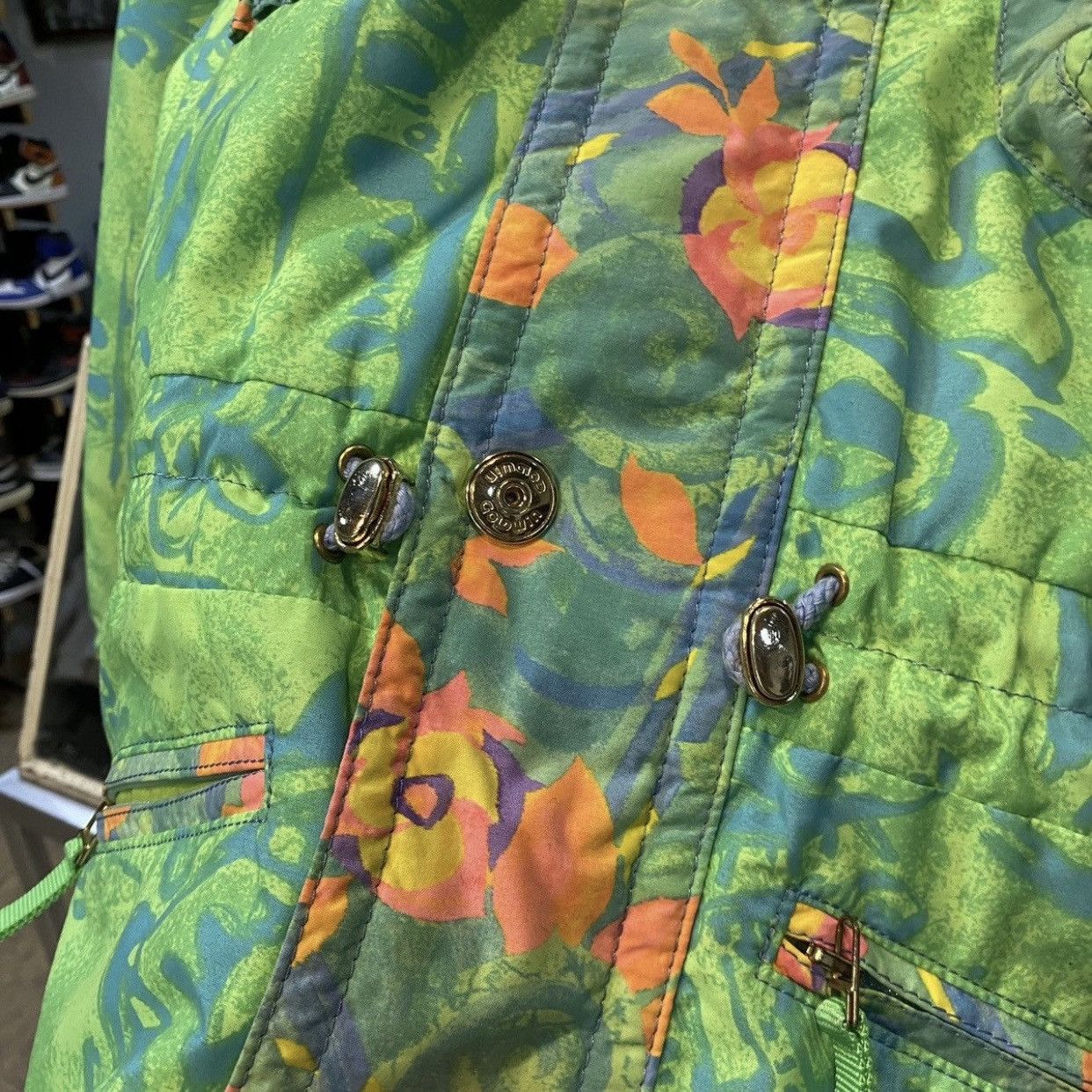 Goldwin Vintage 90s Goldwin All-Over Print Ski Jacket Neon Green Size US L / EU 52-54 / 3 - 8 Thumbnail