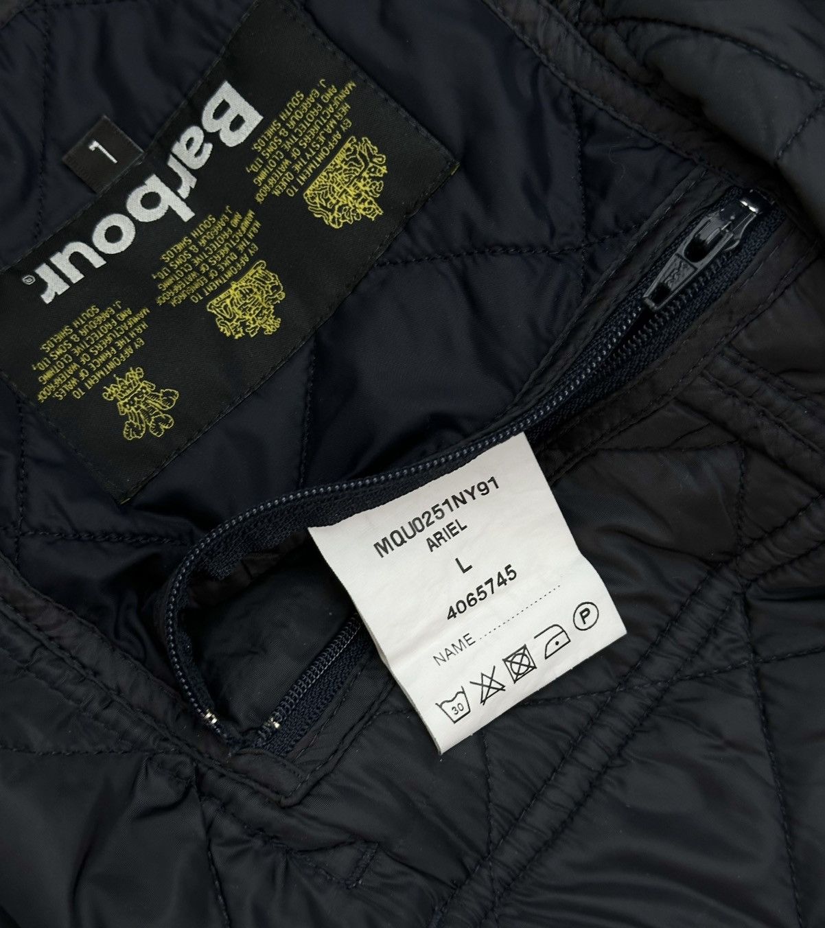 Barbour Barbour International Ariel Men’s Quilted Jacket Size L Navy Size US L / EU 52-54 / 3 - 10 Thumbnail