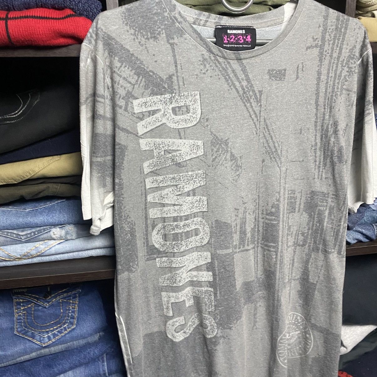 Band Tees Vintage Ramones Overprinted Graphic rock band 2000’s tee Size US M / EU 48-50 / 2 - 2 Thumbnail