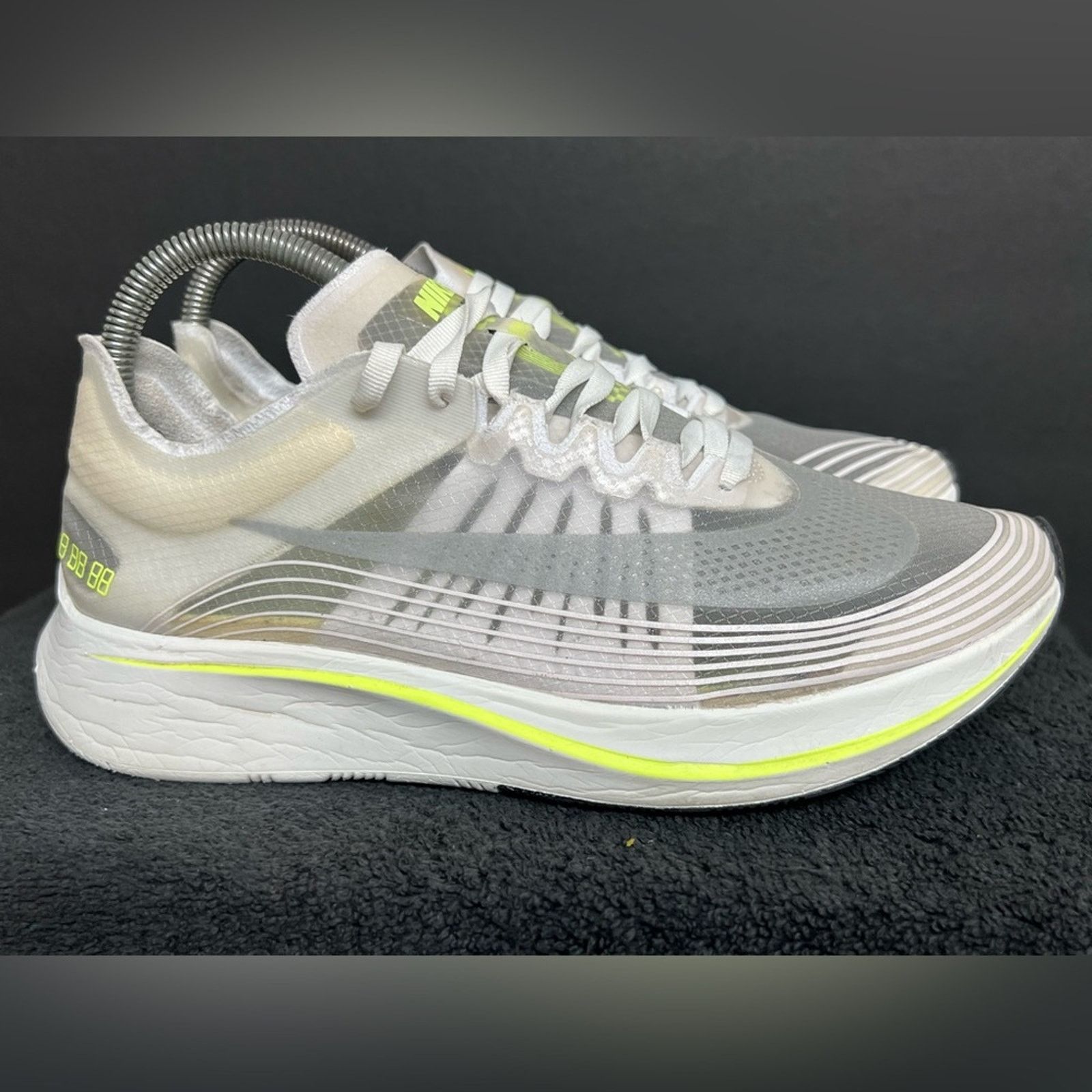 Nike NIKE Running Shoe Size 7 ZOOM FLY SP MEN'S WHITE VOLT GLOW Size US 7 / EU 40 - 2 Thumbnail