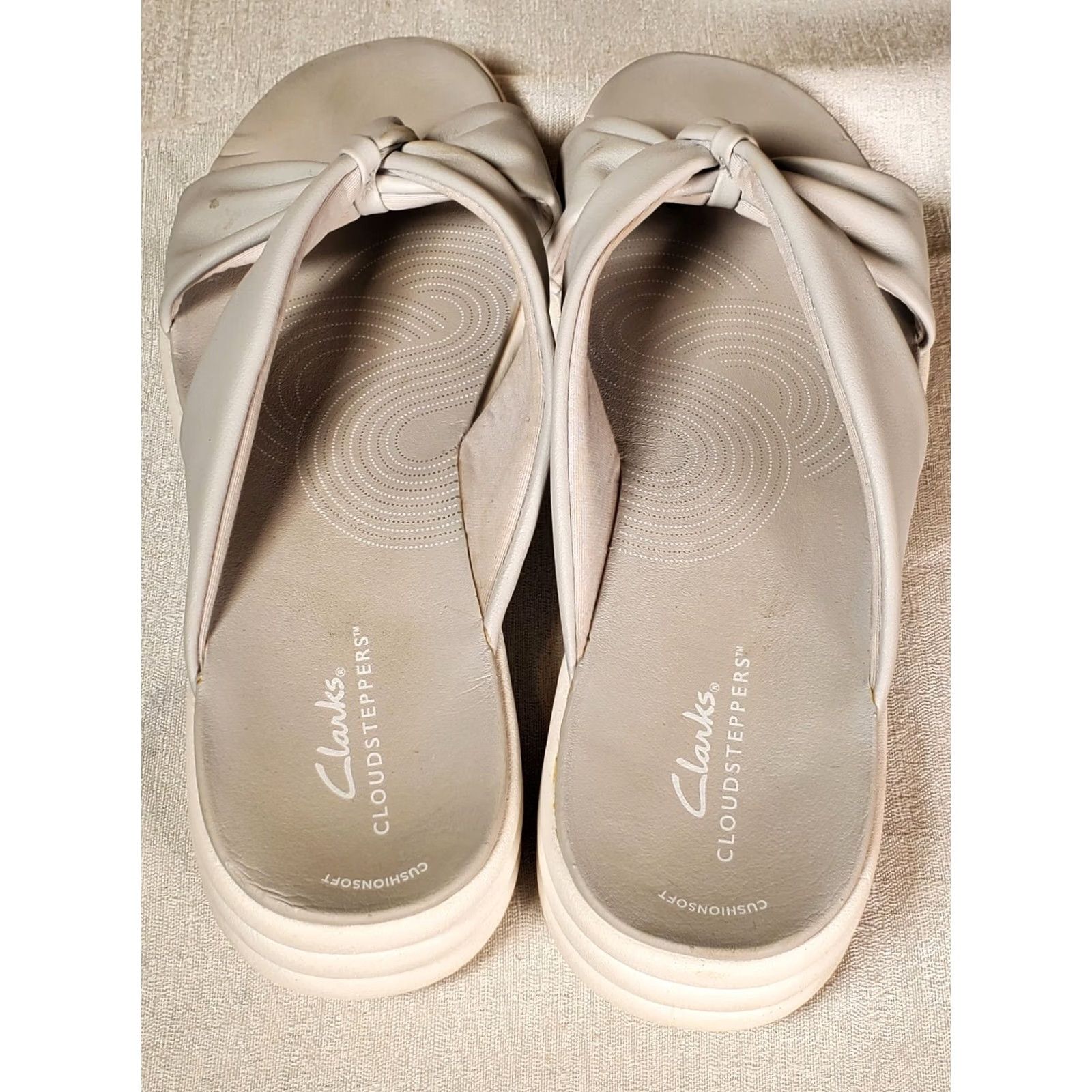 Clarks Clarks Cloudsteppers Drift Ave Sandals Cushion Soft Toe Post Women US 9.5 Slip On Wedge Gray Size US 7 / IT 37 - 6 Thumbnail