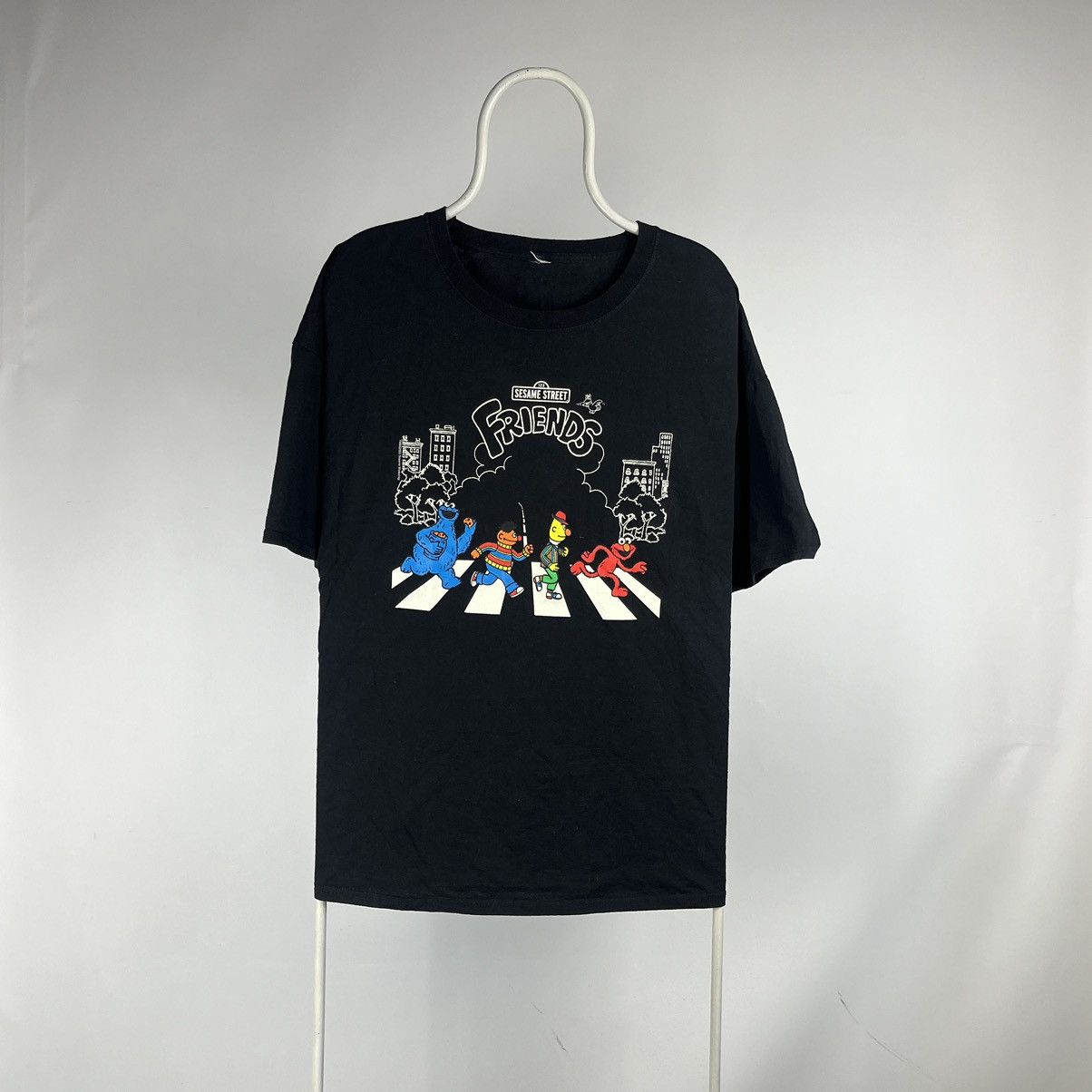 Japanese Brand GUERNIKA X POKEMON LIZARDON T-Shirt Size : XXL