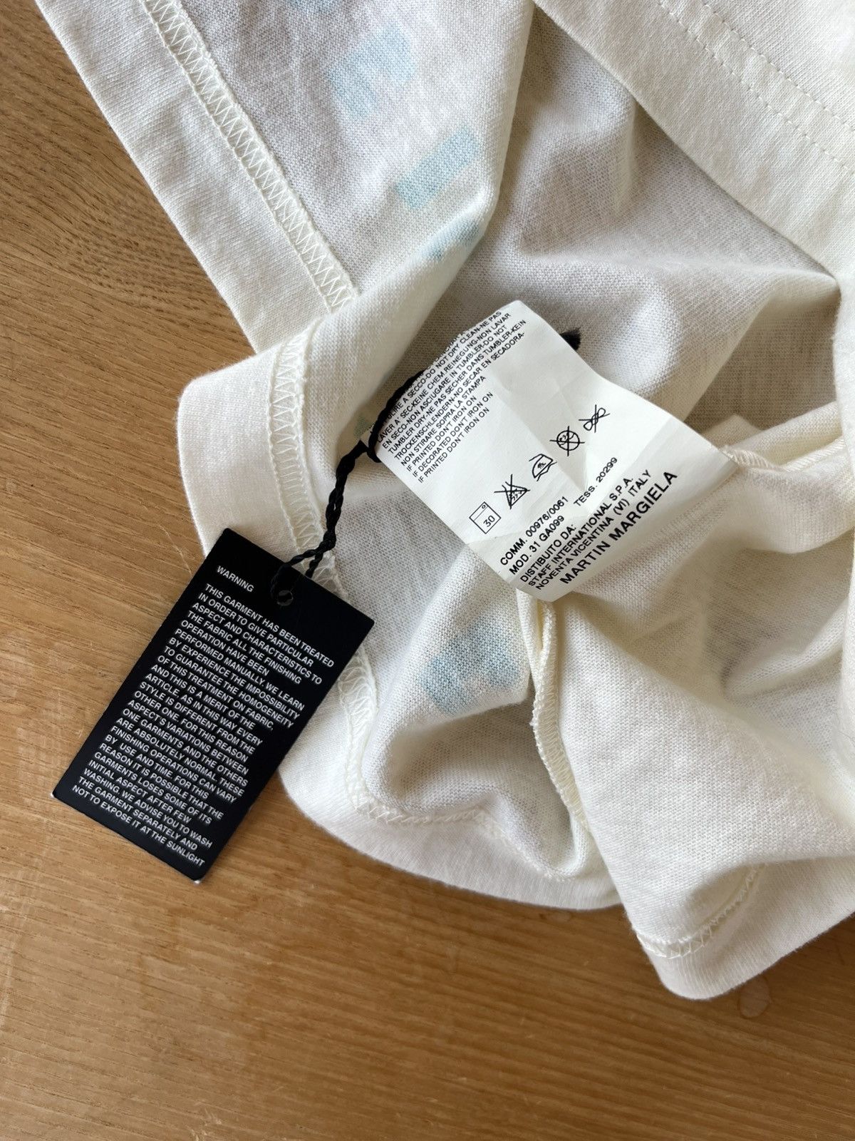 Maison Margiela Martin Margiela - 06SS Earnest AIDS T-Shirt Size US L / EU 52-54 / 3 - 6 Thumbnail