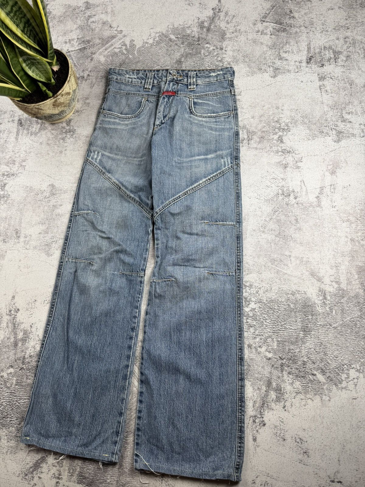 Diesel Diesel Vintage Hip Hop Rap Pocket Washed American USA 90s Jeans Pants Trousers Size US 29 - 9 Thumbnail