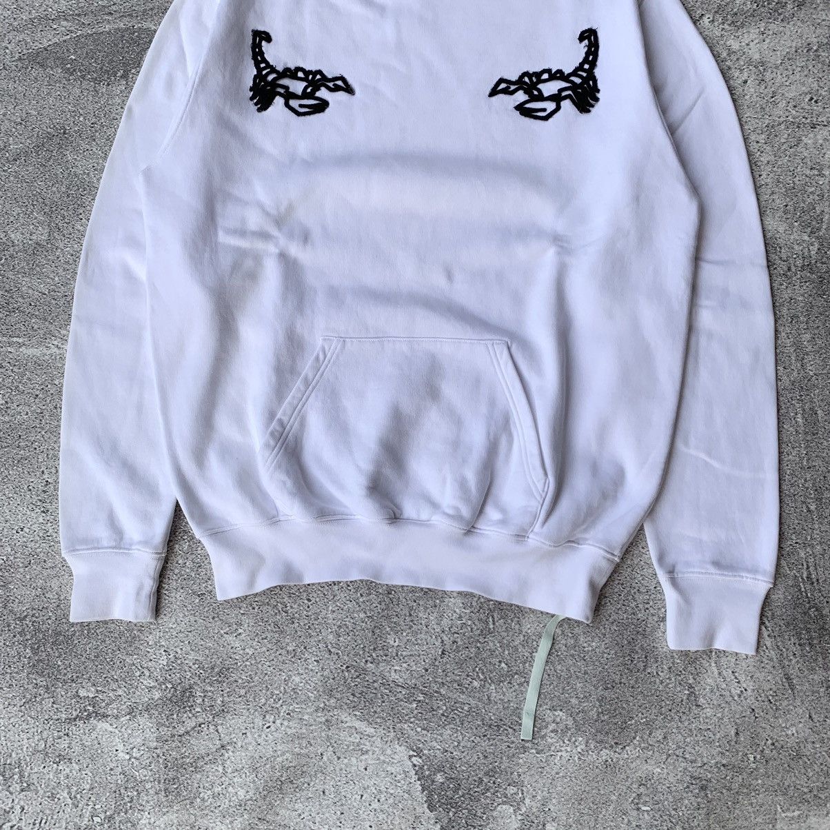 Off-White Off-White Charaf Tajer Scorpion Ss17 Sweatshirt Size US L / EU 52-54 / 3 - 3 Thumbnail