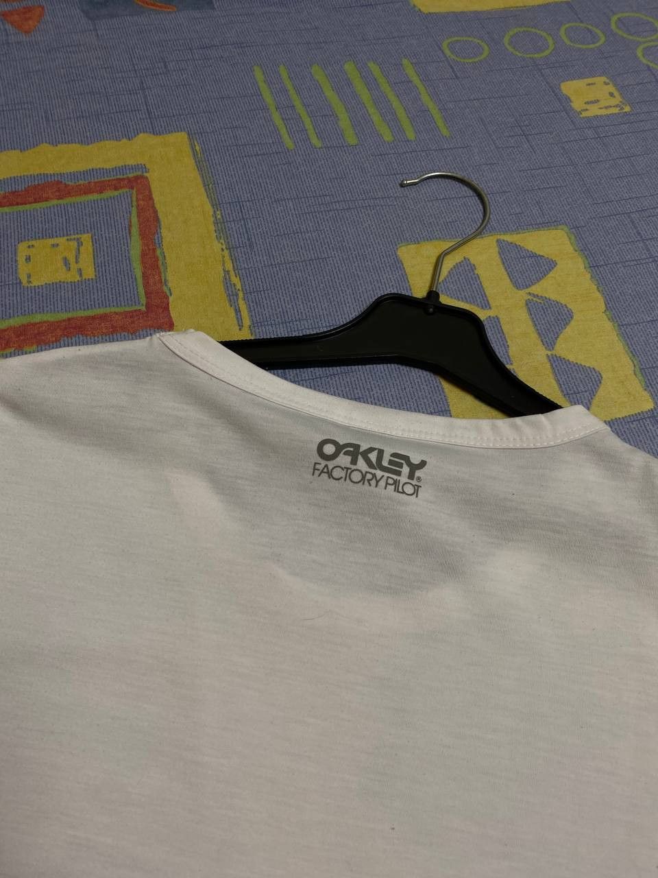 Oakley Oakley vintage hype y2k streetwear style t-shirt big logo Size US S / EU 44-46 / 1 - 15 Thumbnail