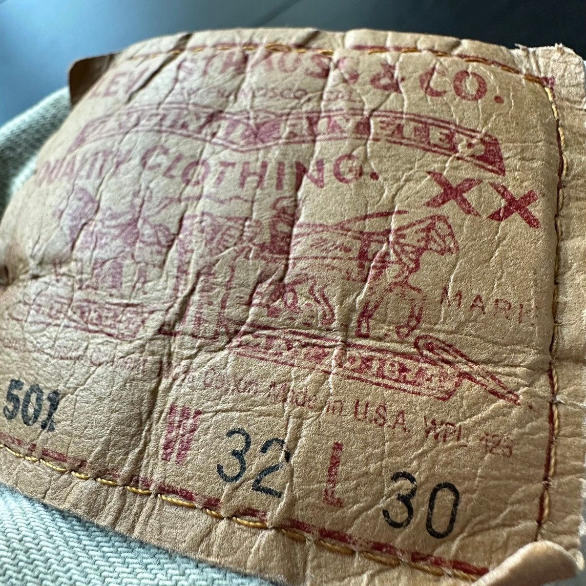 Levi's × Vintage Vintage Levi's 501 Faded Tan Denim Size US 30 / EU 46 - 7 Thumbnail