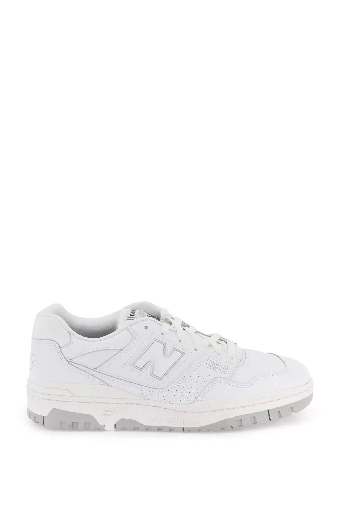 image of New Balance O1S22I1N0324 Unisex 550 Sneakers In White, Men's (Size 9)