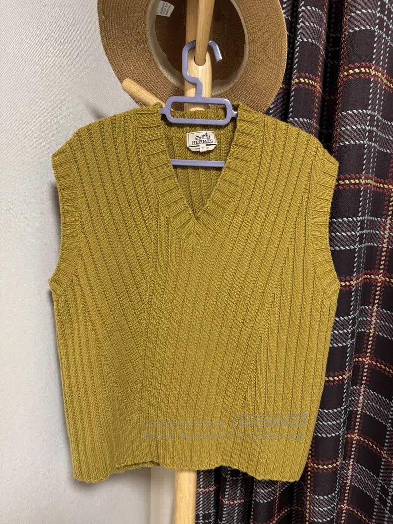Hermes Hermes Cashmere vest Size US M / EU 48-50 / 2 - 1 Thumbnail
