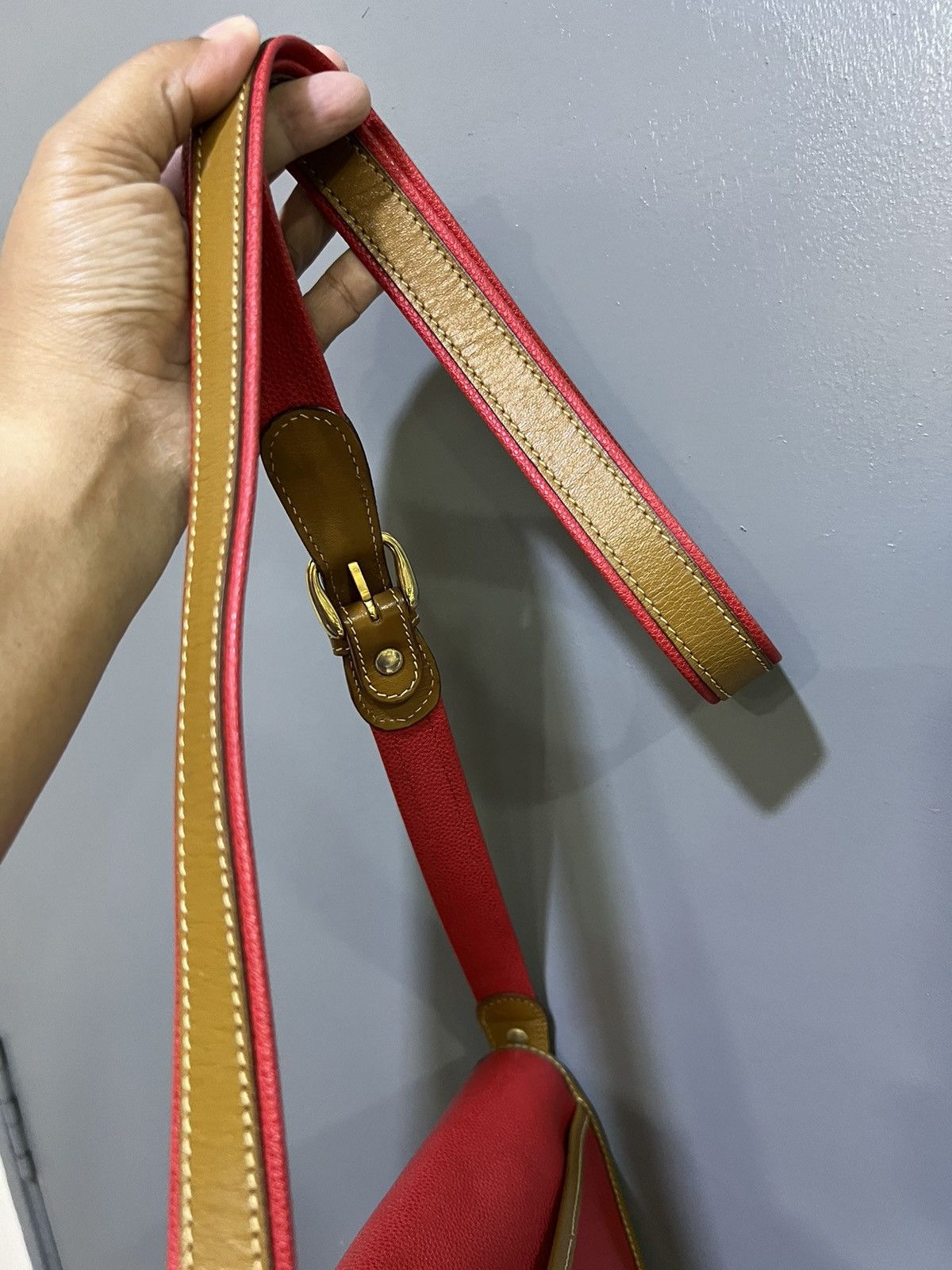 Lancel × Leather × Vintage Vintage Lancel sling bag( good as new) Size ONE SIZE - 8 Thumbnail