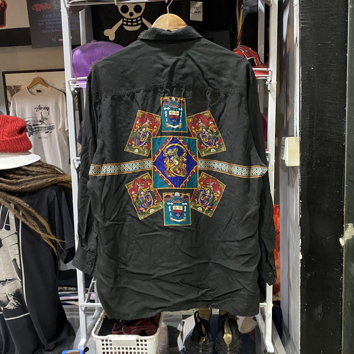 Christian Dior Monsieur 90s Christian Dior Monsieur Art Design rayon shirts Size US L / EU 52-54 / 3 - 1 Thumbnail