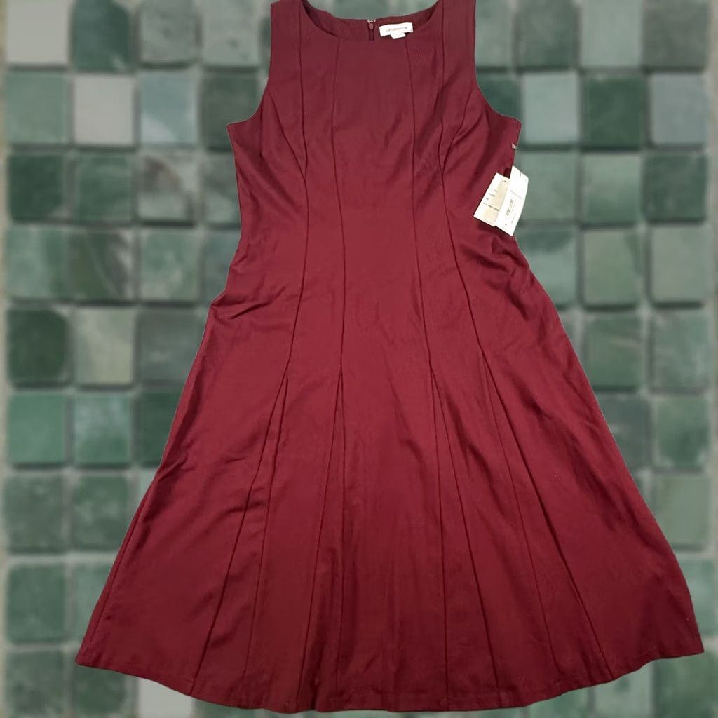 Liz Claiborne Liz Claiborne Dress Womens 16 Burgundy Passion Sleeveless Fit & Flare Womens Sleeveless Scoop Neck Solid Pattern Knee Length New Tags Size XXL / US 16-18 / IT 52-54 - 1 Thumbnail