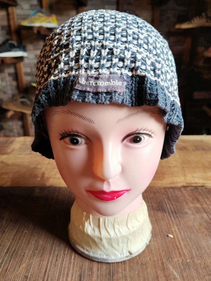 Abercrombie & Fitch Vintage Abercrombie & Fitch Beanie Snowcap Size ONE SIZE - 1 Thumbnail