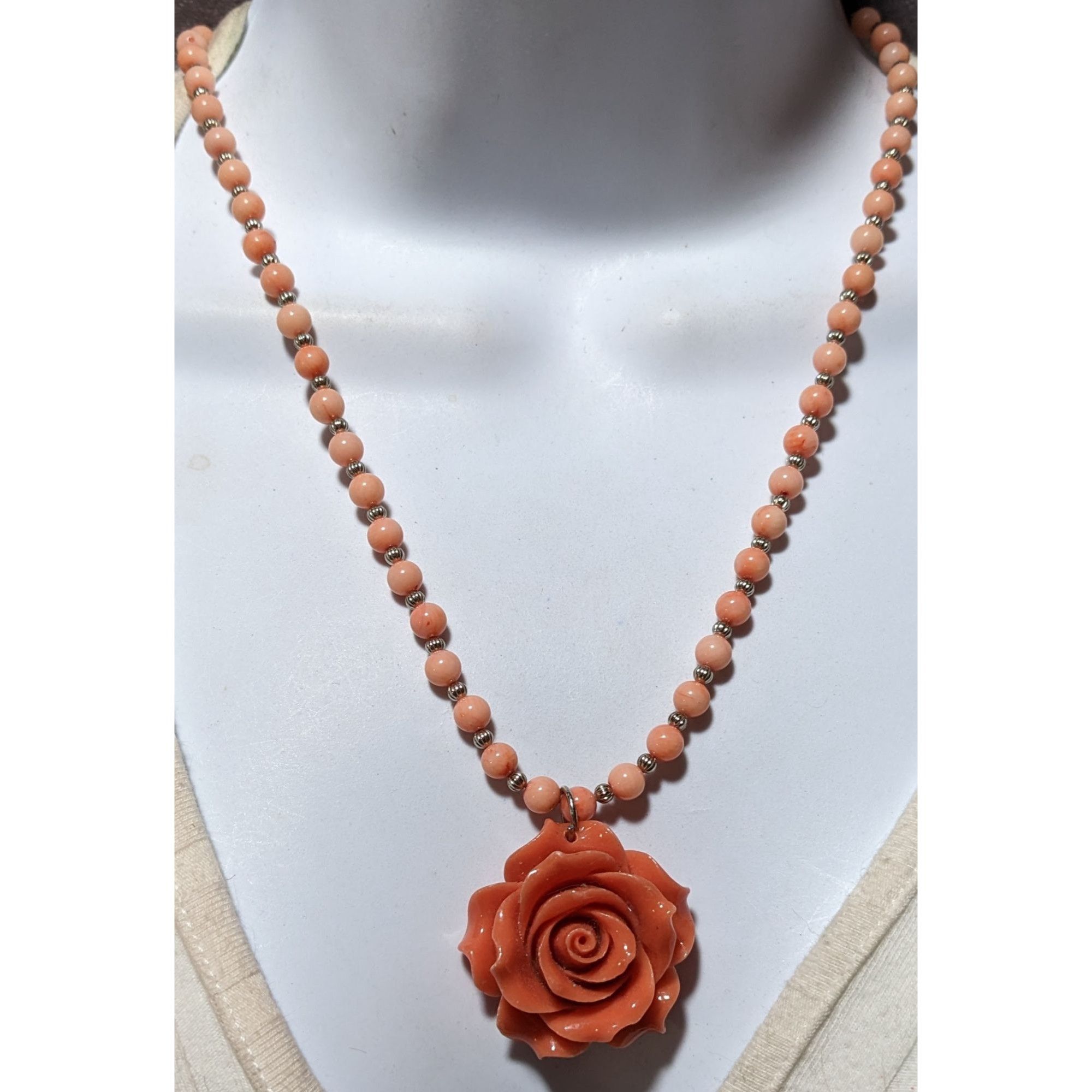 Other Retro Cottagecore Pink Beaded Floral Pendant Necklace Size ONE SIZE - 6 Thumbnail
