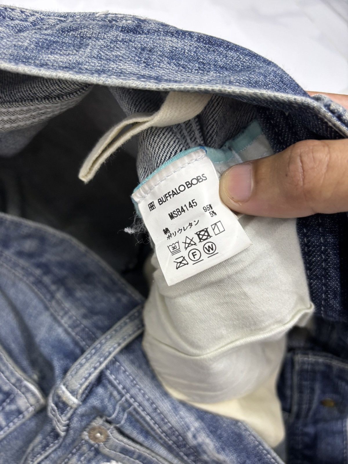 BUFFALO BOBS BUFFALO BOBS SLIM SKINNY DISTRESSED DENIM JEAN Size US 35 - 8 Thumbnail