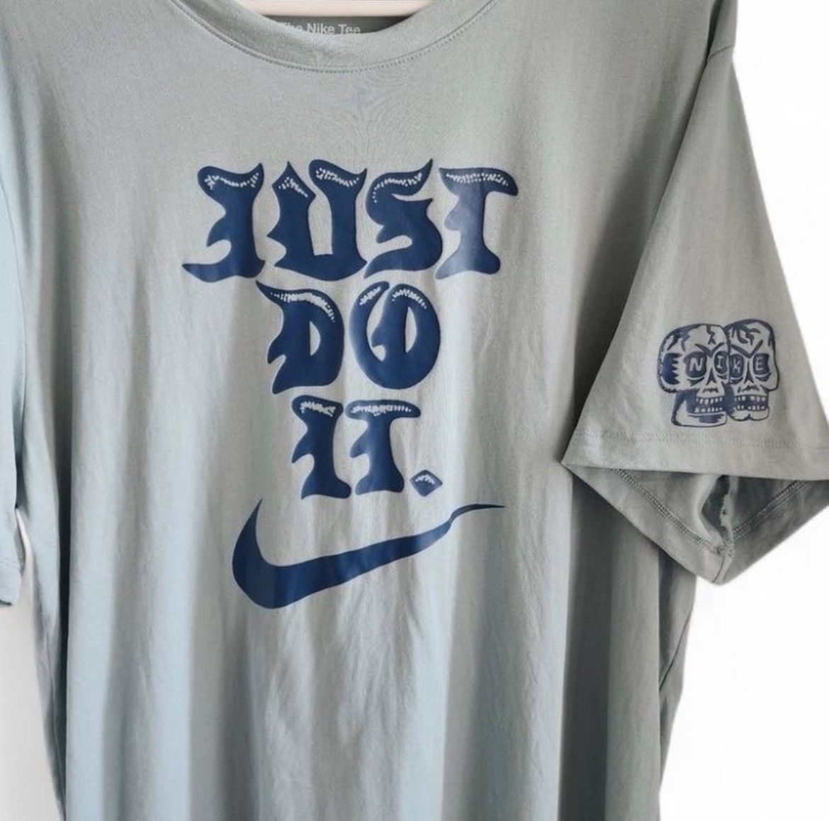 Nike Nike Dri-Fit Loose Bones Skeleton T-Shirt Size Large Size US L / EU 52-54 / 3 - 2 Thumbnail
