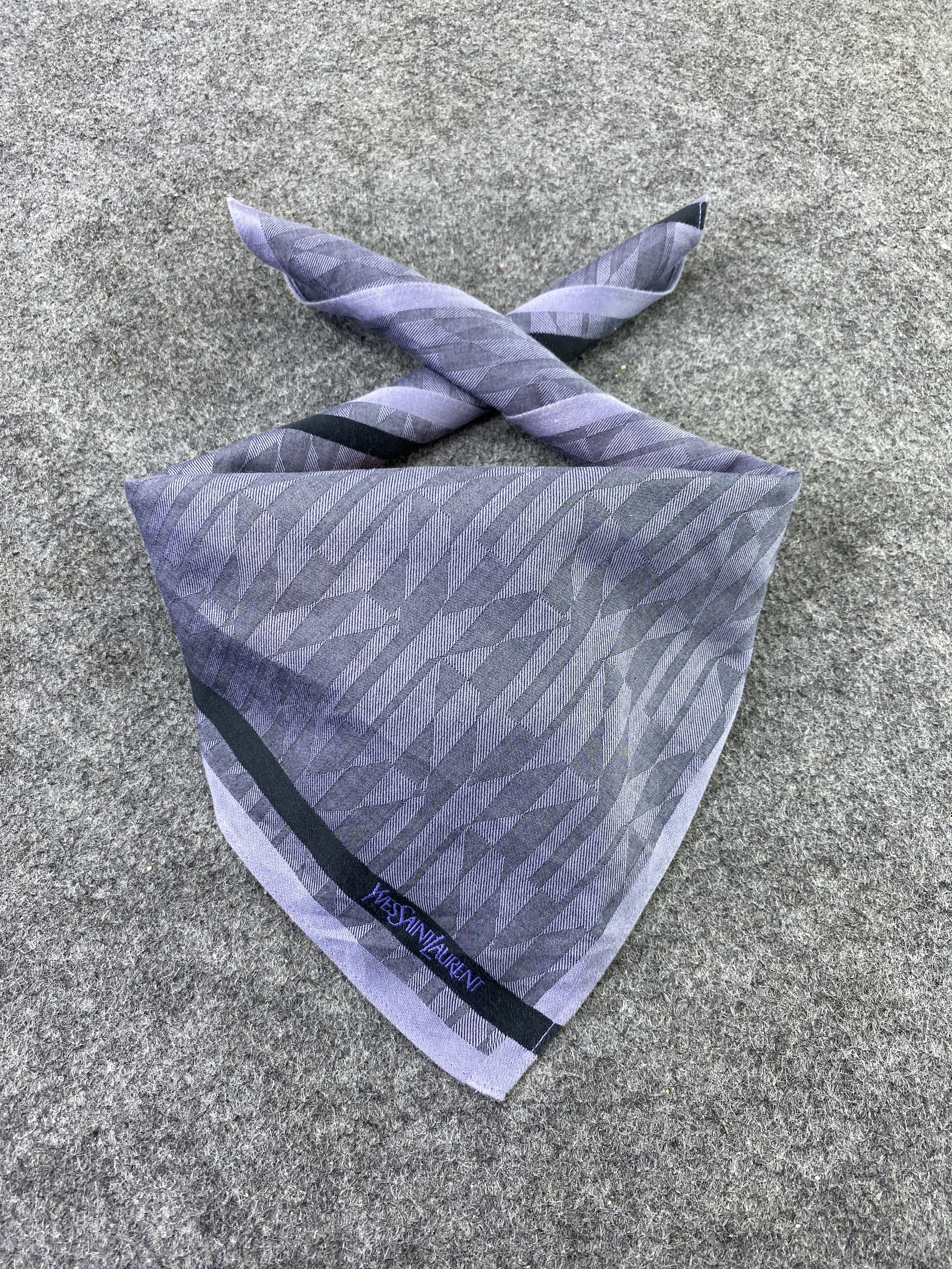 Yves Saint Laurent Yves Saint Laurent Handkerchief / Bandana / Neckerchief-B273 Size ONE SIZE - 2 Thumbnail