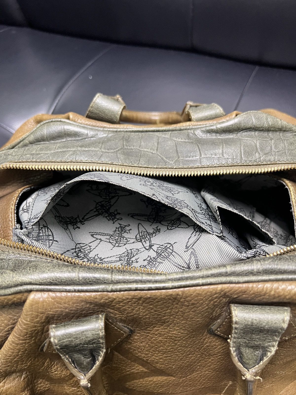 Vivienne Westwood Vivienne Westwood Vintage Orb Embossed Bowling Bag Size ONE SIZE - 17 Thumbnail