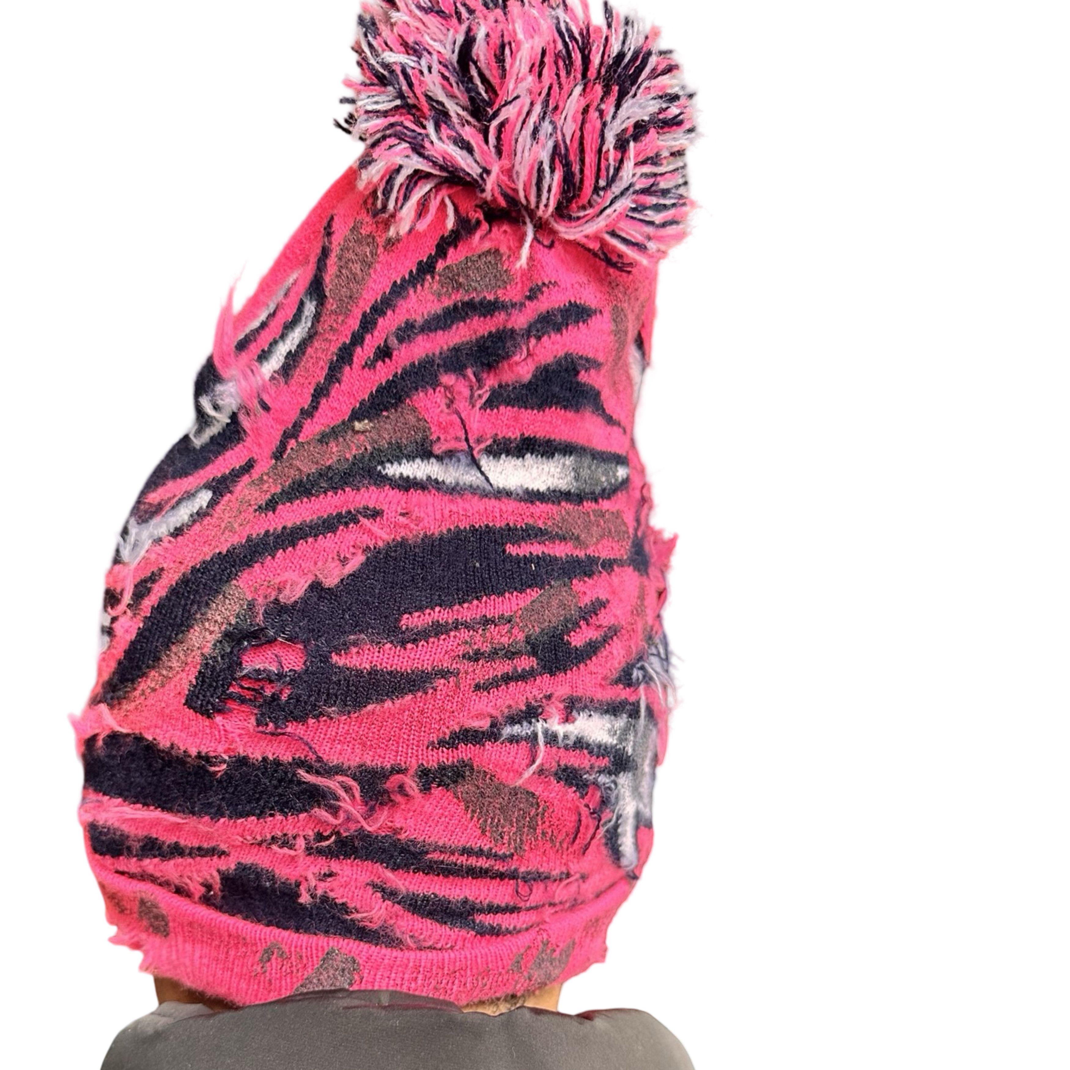 Vintage ASTROBOI* 'VOYAGER' Pink & Black Distressed Swan Beanie Size ONE SIZE - 5 Thumbnail