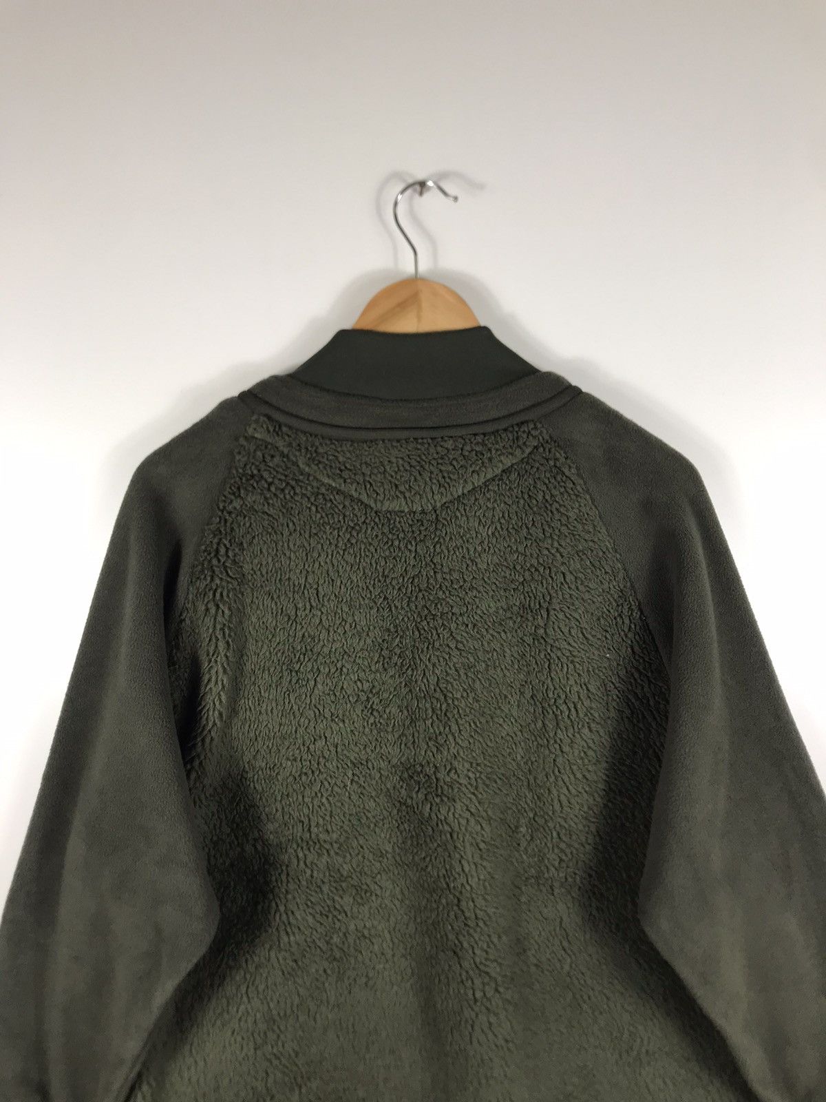 Uniqlo × White Mountaineering 🌟White Mountaineering Deep Pile Fleece Jacket Size US L / EU 52-54 / 3 - 15 Thumbnail