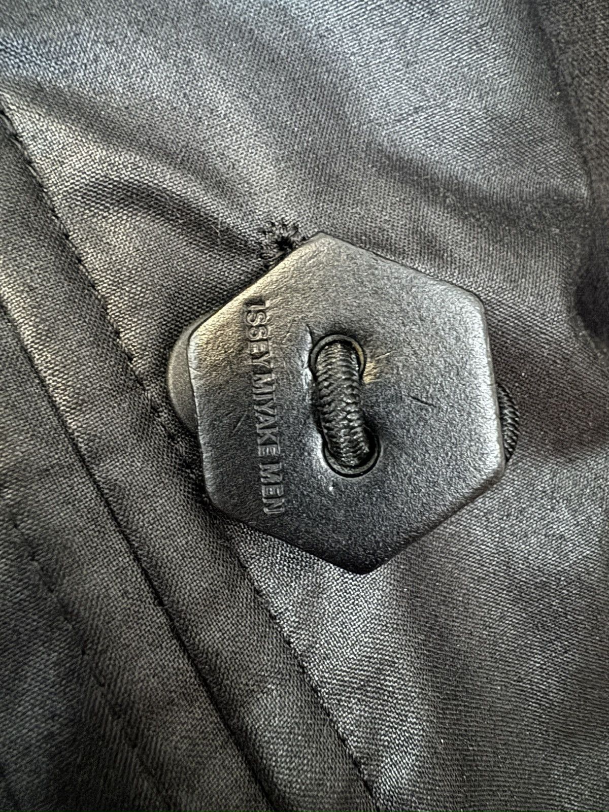 Issey Miyake Issey Miyake Men Raincoat Sample Size US L / EU 52-54 / 3 - 6 Thumbnail