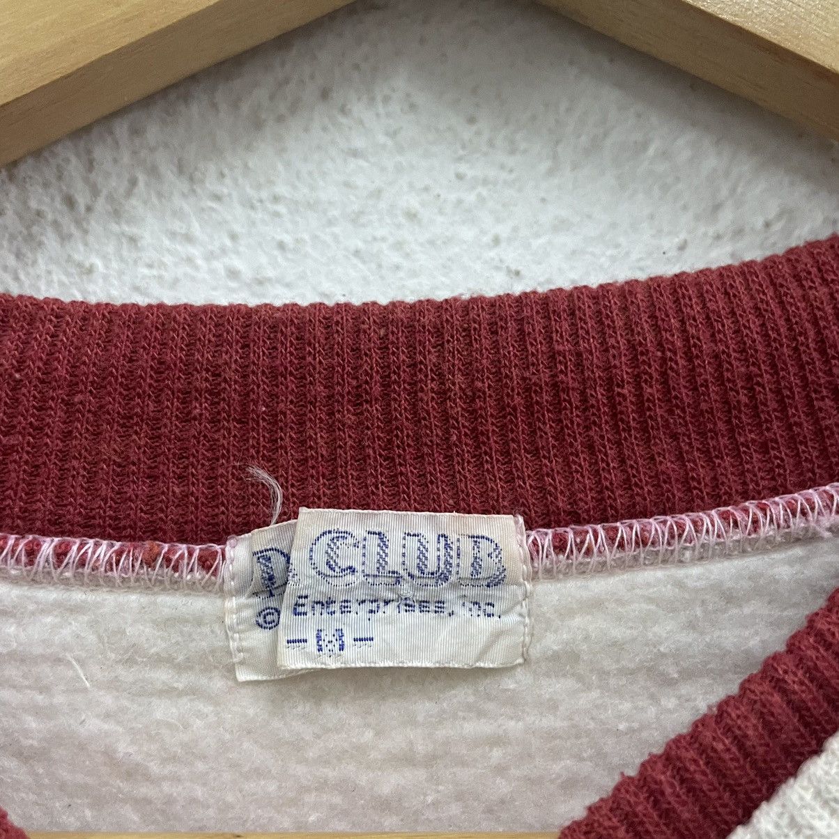 Disney × Vintage 🔥Vintage 90s Disney Winnie The Pooh Big Image Sweatshirts Size US M / EU 48-50 / 2 - 11 Thumbnail