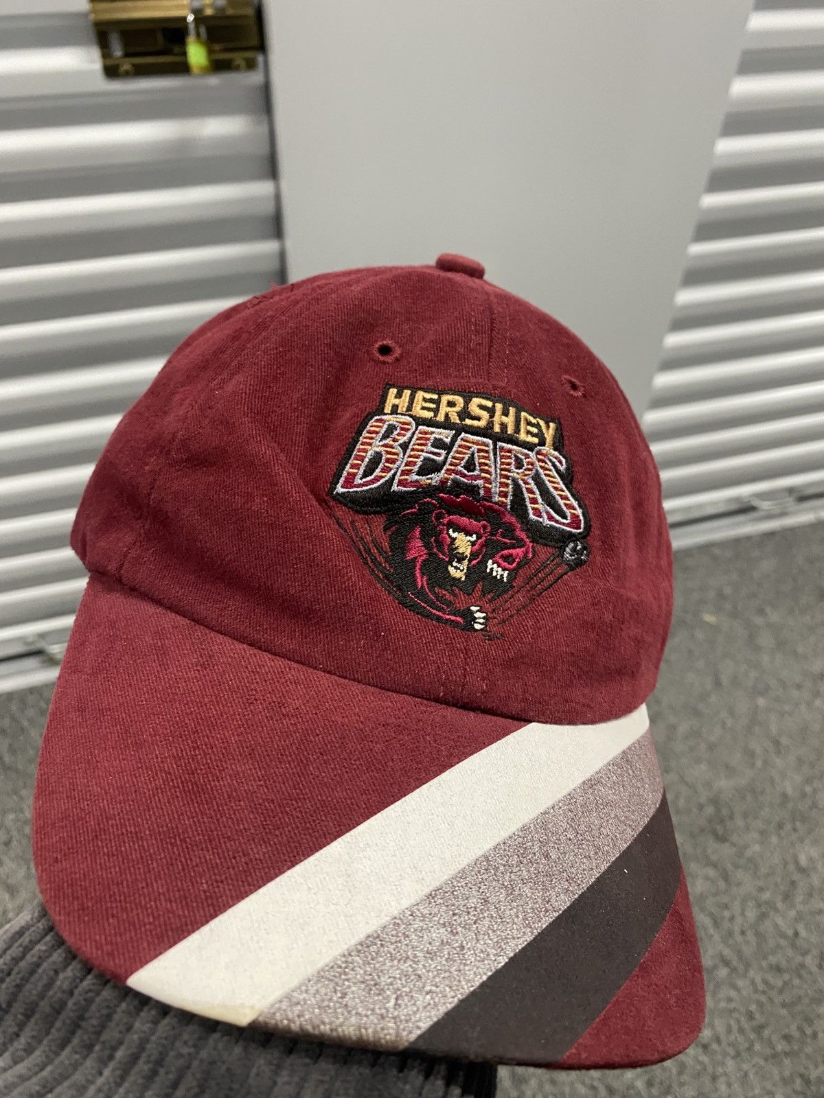 MLB × Vintage 1990s Hershey Bears Hockey Baseball Vintage Strap back PA Size ONE SIZE - 3 Thumbnail