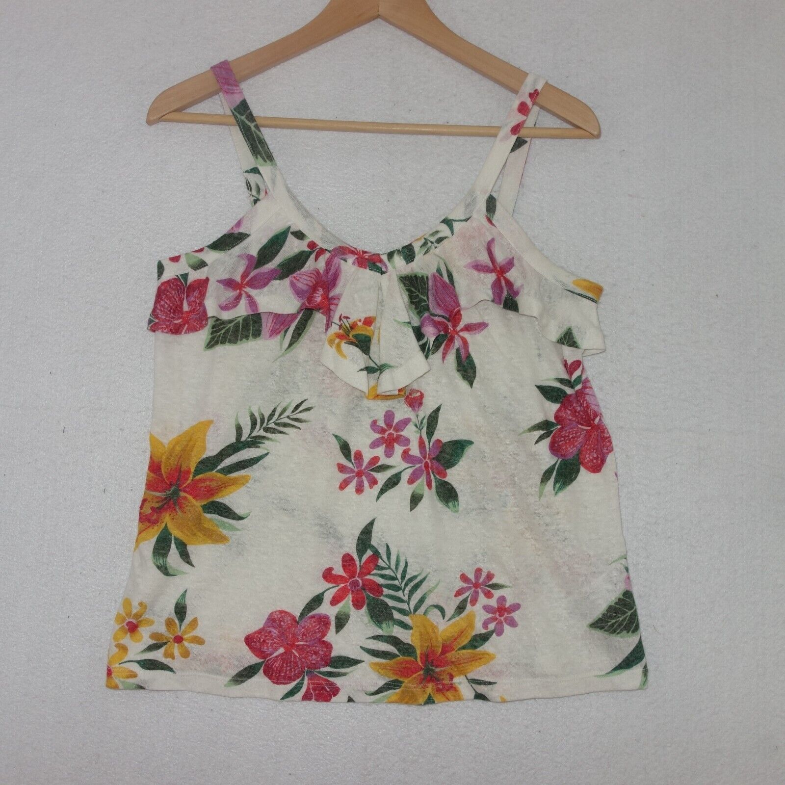 Old Navy Old Navy Tank Top White Crop Flowy Ruffle Strap Floral Size XS / US 0-2 / IT 36-38 - 1 Thumbnail