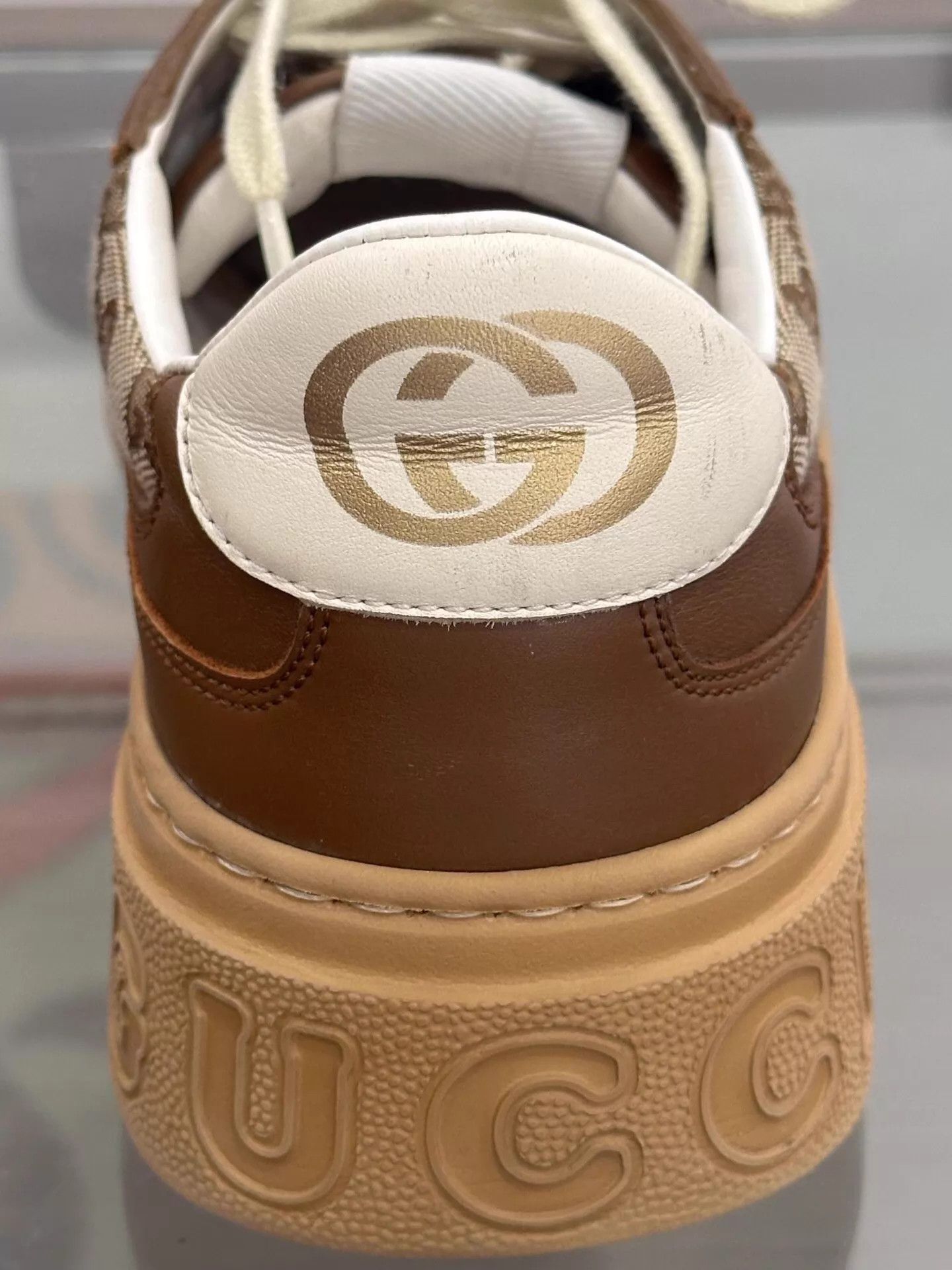 Gucci Gucci Chunky B GG logo men's brown 41 sneakers 99 new Size US 8 / EU 41 - 8 Thumbnail