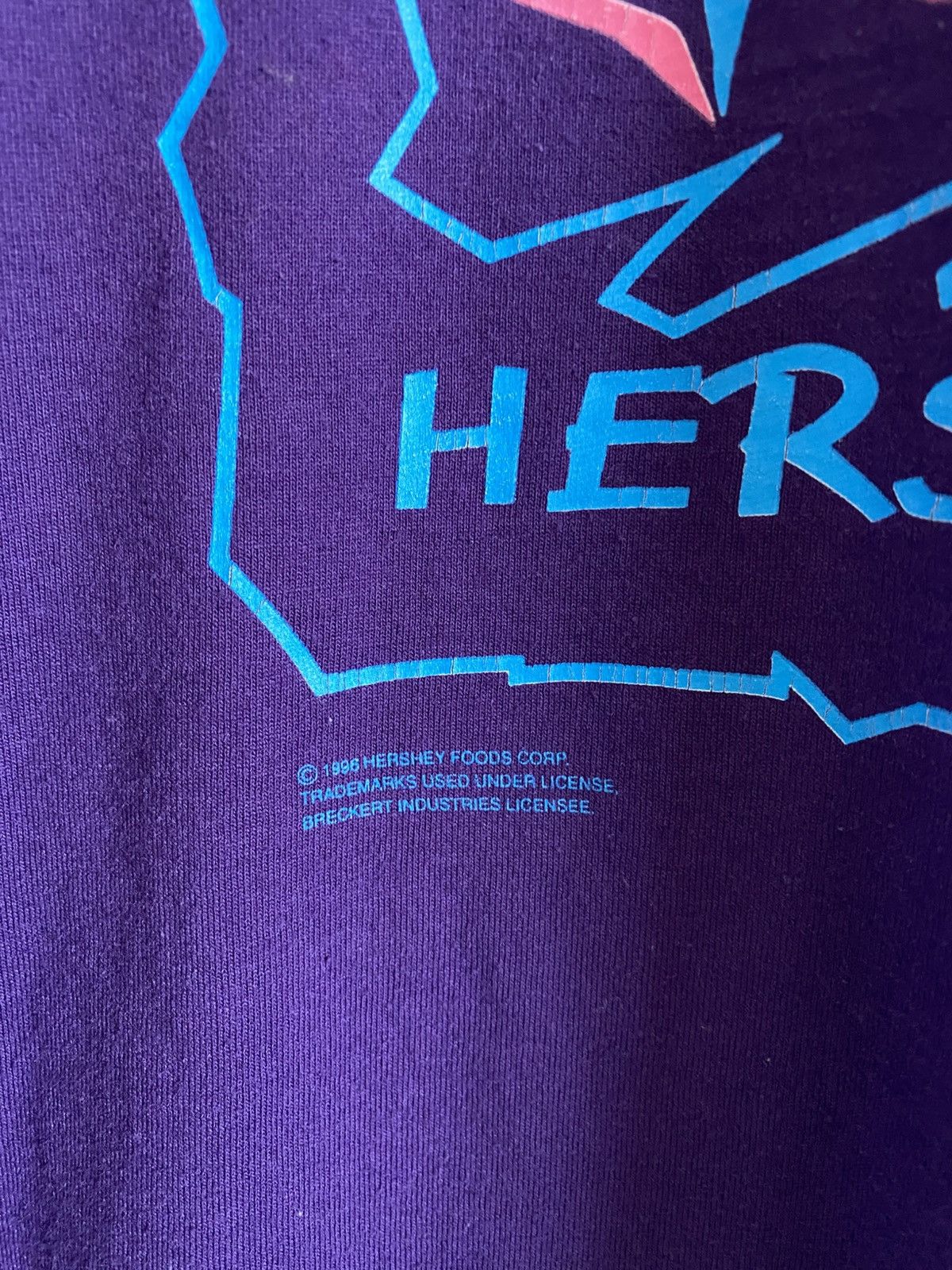 Vintage Vintage 90s Hershey Kiss Promo Tee Size US XL / EU 56 / 4 - 4 Thumbnail