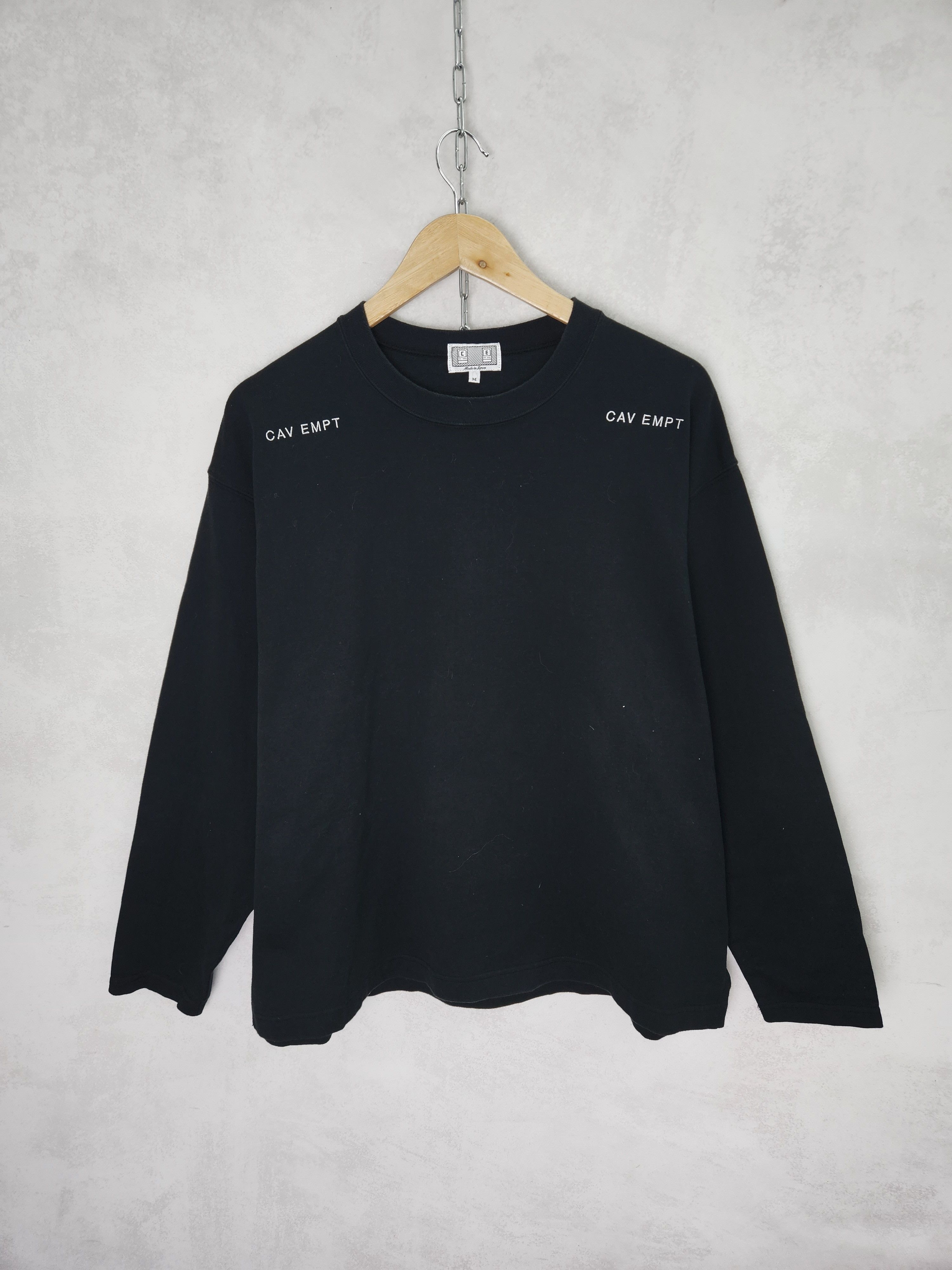 Cav Empt Cav empt black long sleeve planet logo size M Size US M / EU 48-50 / 2 - 1 Thumbnail