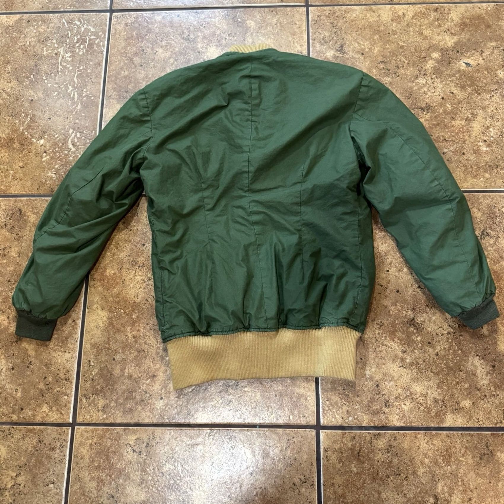 Vintage VINTAGE Army M59 Quilted Liner Jacket Military Green C148 Small Men Jacket 1950s Army Theme Mens Size US S / EU 44-46 / 1 - 6 Thumbnail