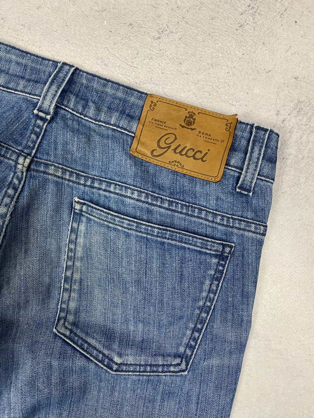 Gucci Gucci Boot Cut Blue Jeans Luxury Italy Designer Women Size 26" / US 2 / IT 38 - 4 Thumbnail