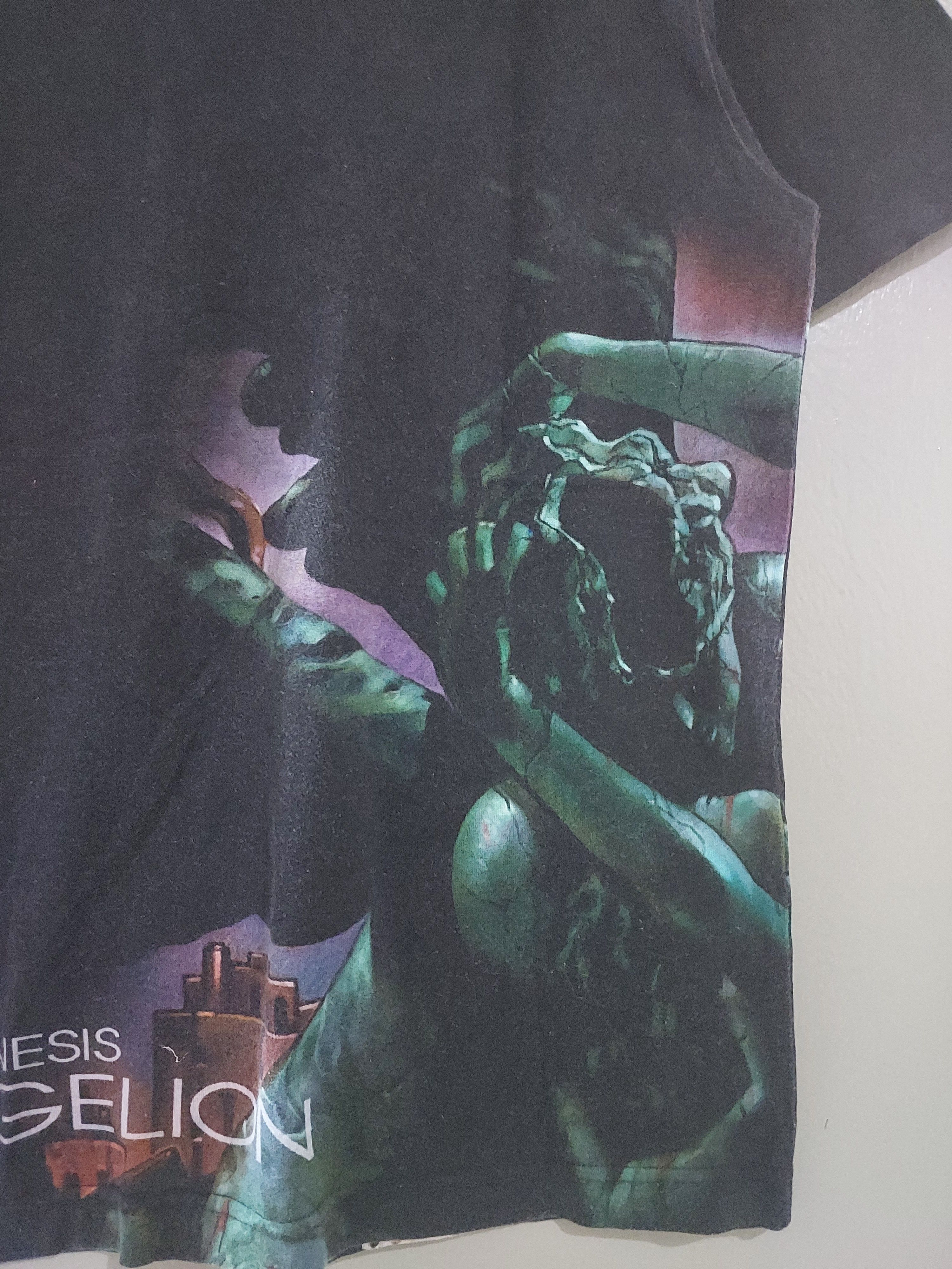 Anime VINTAGE EVANGELION KAWORU NAGISA TSHIRT Size US M / EU 48-50 / 2 - 8 Thumbnail
