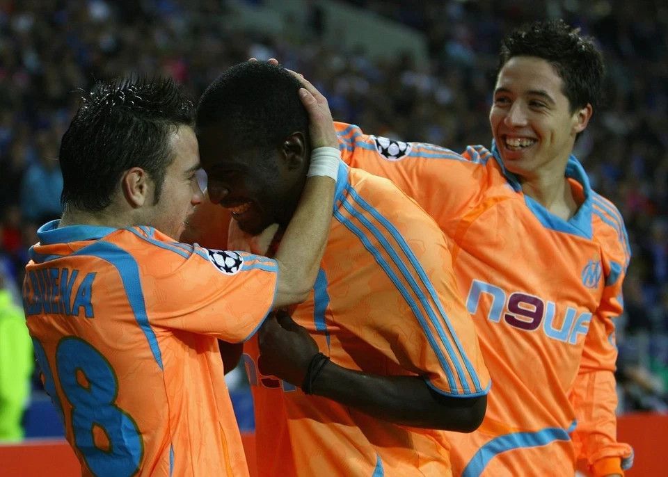 Adidas OLYMPIQUE MARSEILLE 2007 2008 THIRD FOOTBALL SOCCER JERSEY Size US S / EU 44-46 / 1 - 8 Thumbnail
