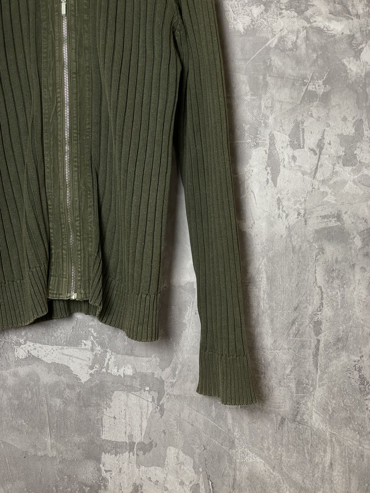 Japanese Brand Y2K DISTRESSED FADED SWEATER ZIP UP VINTAGE JAPANESE BRAND Size US M / EU 48-50 / 2 - 4 Thumbnail