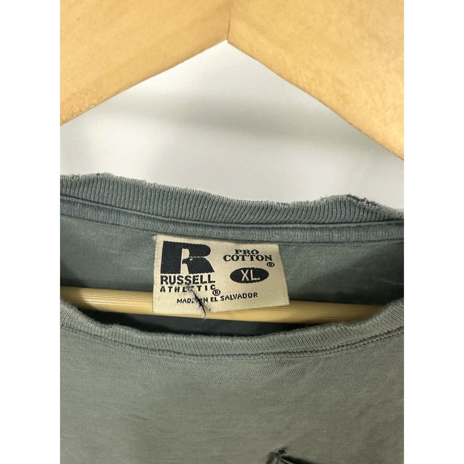 Russell Athletic VINTAGE VT Gradient Sun Faded Pocket Worn Cotton Blank WIP Work Russell T-Shirt XL Green Distressed Workwear Mens Size US XL / EU 56 / 4 - 5 Thumbnail