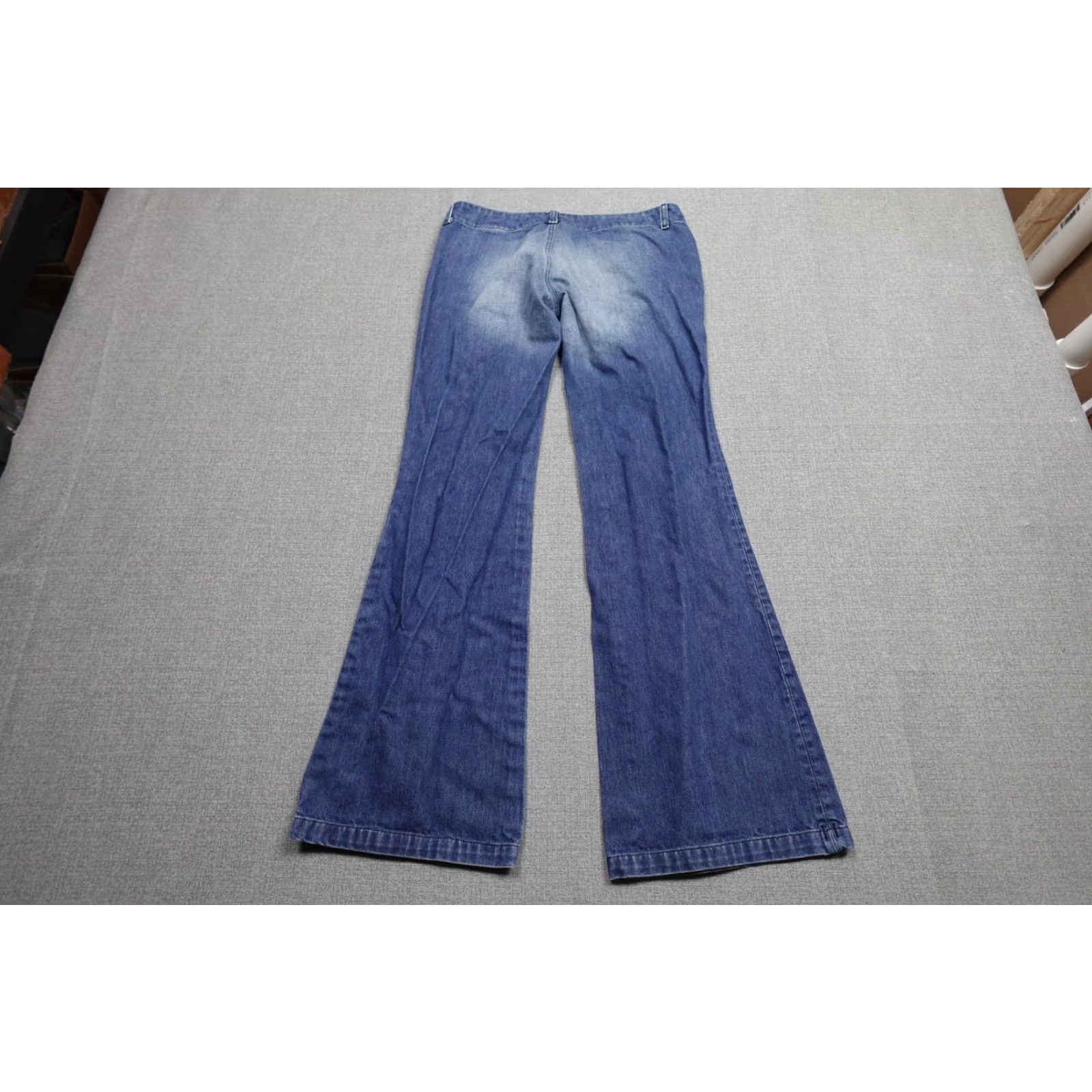 Diesel VINTAGE Diesel Jeans Womens Flare Leg 30x33 Blue Medium Wash Denim Bellbottoms Womens 30in Zip Pocket Zipper 100% Cotton Size 30" / US 8 / IT 44 - 3 Thumbnail