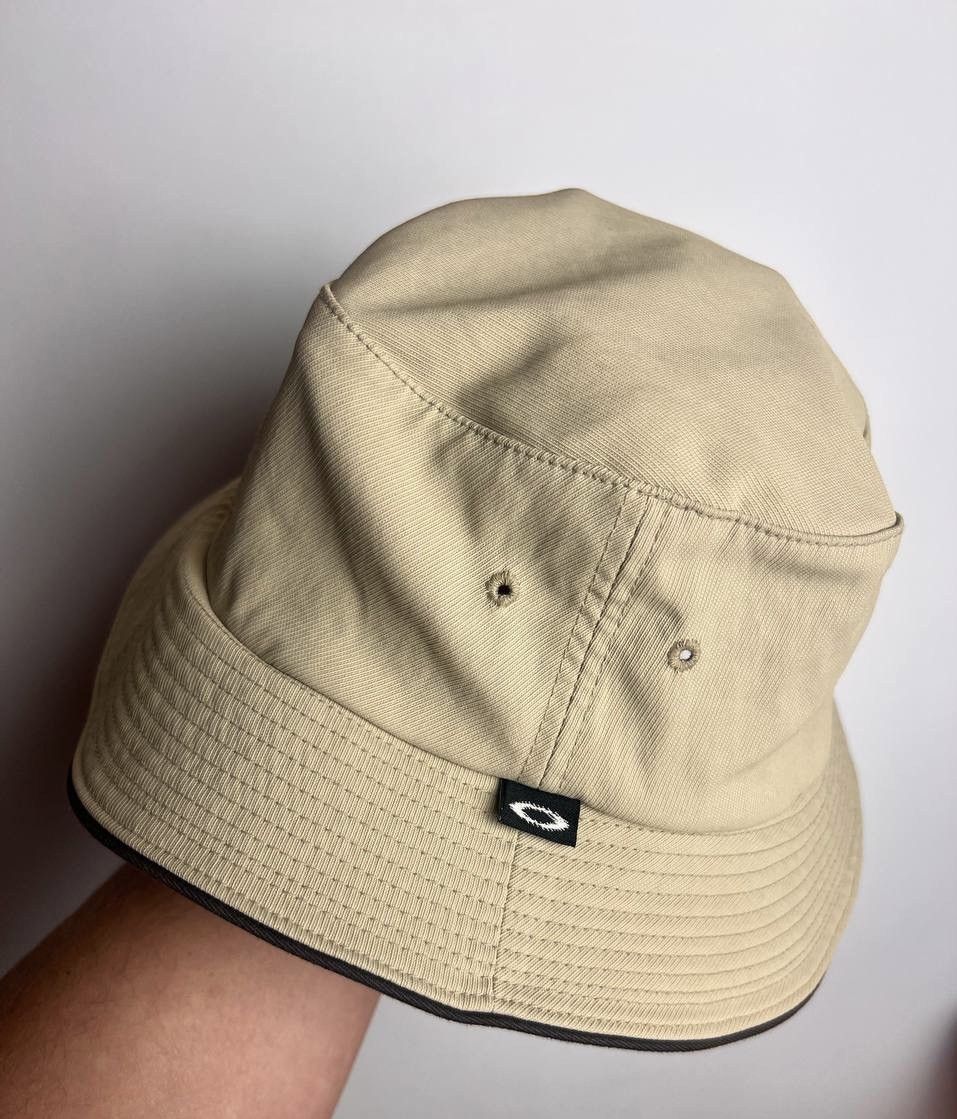 Oakley × Vintage Oakley Vintage 00’s “Pocket” Bucket Hat Size ONE SIZE - 5 Thumbnail