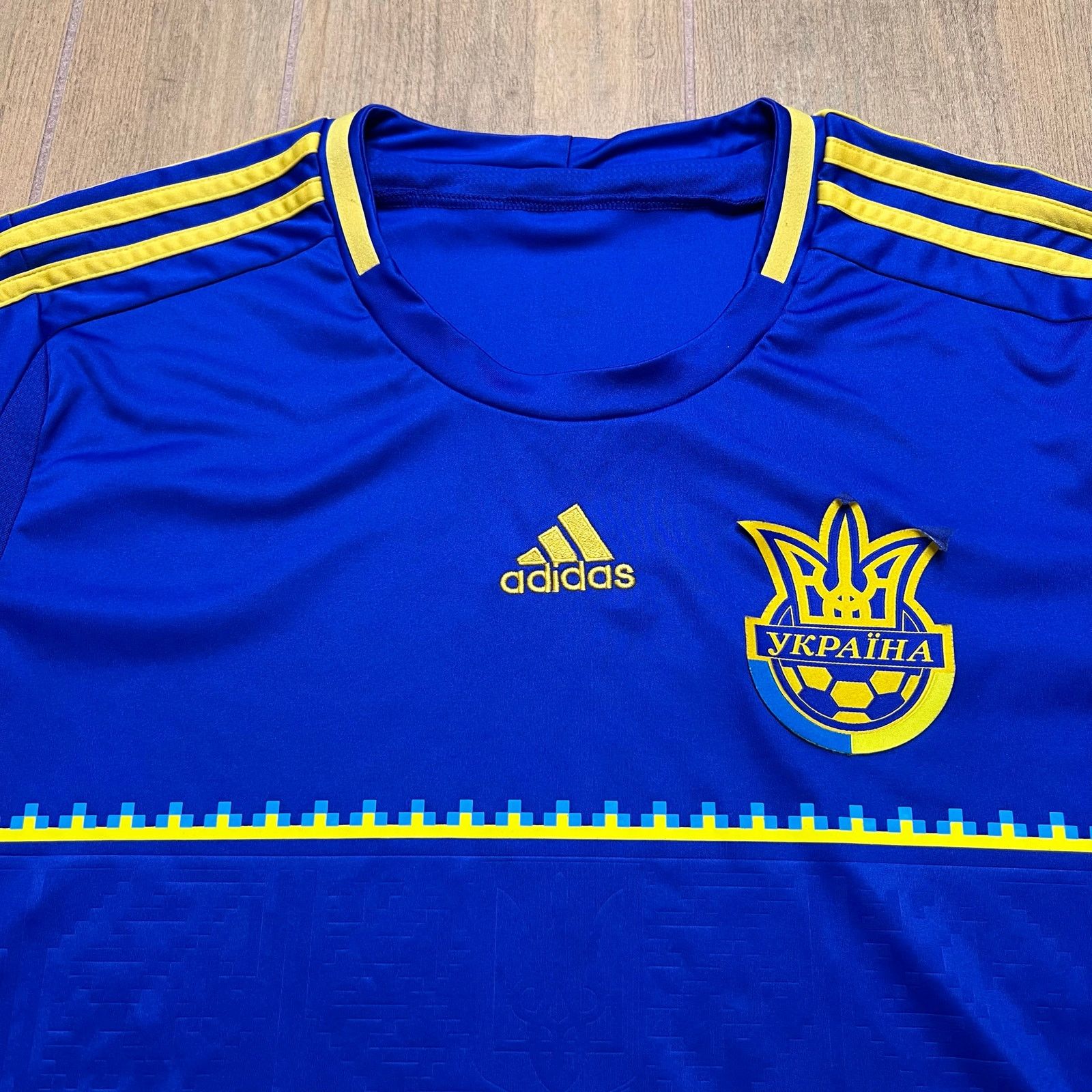 Adidas Ukraine Jersey Away football Soccer shirt 2012 Adidas Sz XL Size US XL / EU 56 / 4 - 2 Thumbnail