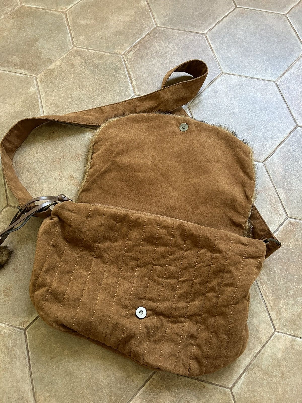 Japanese Brand VINTAGE FUR AVANT-GARDE BAG Size ONE SIZE - 6 Thumbnail