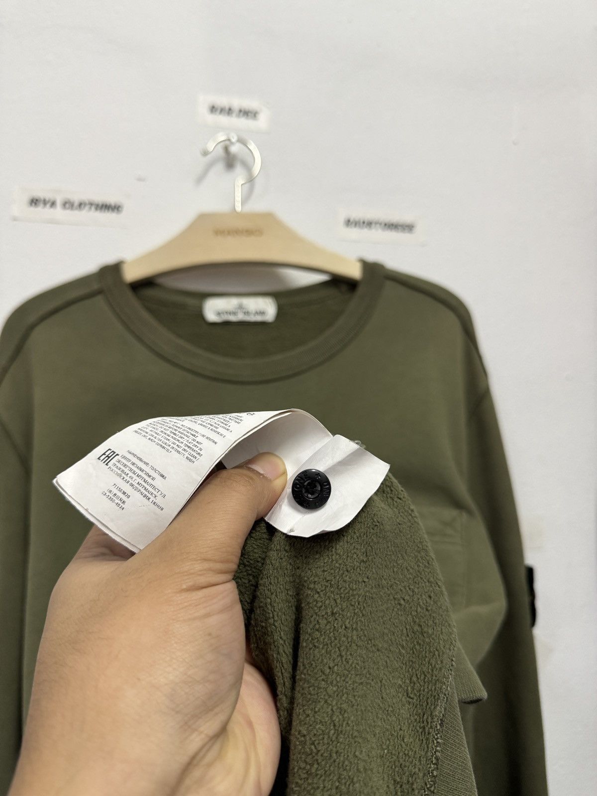 Stone Island Stone Island Pocket Sweatshirt Size US L / EU 52-54 / 3 - 9 Thumbnail