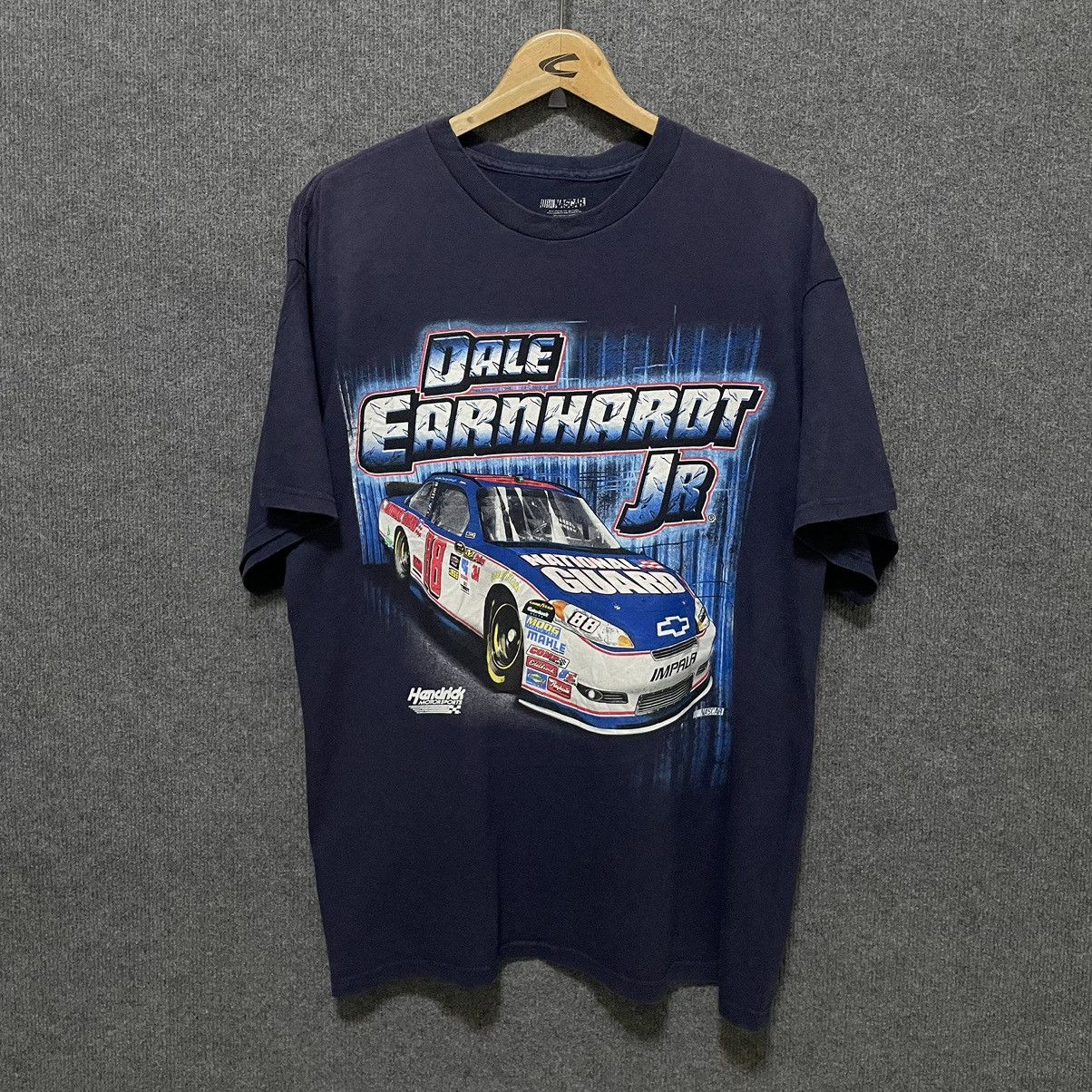 NASCAR × Vintage Vintage Y2K Dale Earnhardt Jr. Nascar T Shirt Size US L / EU 52-54 / 3 - 1 Thumbnail