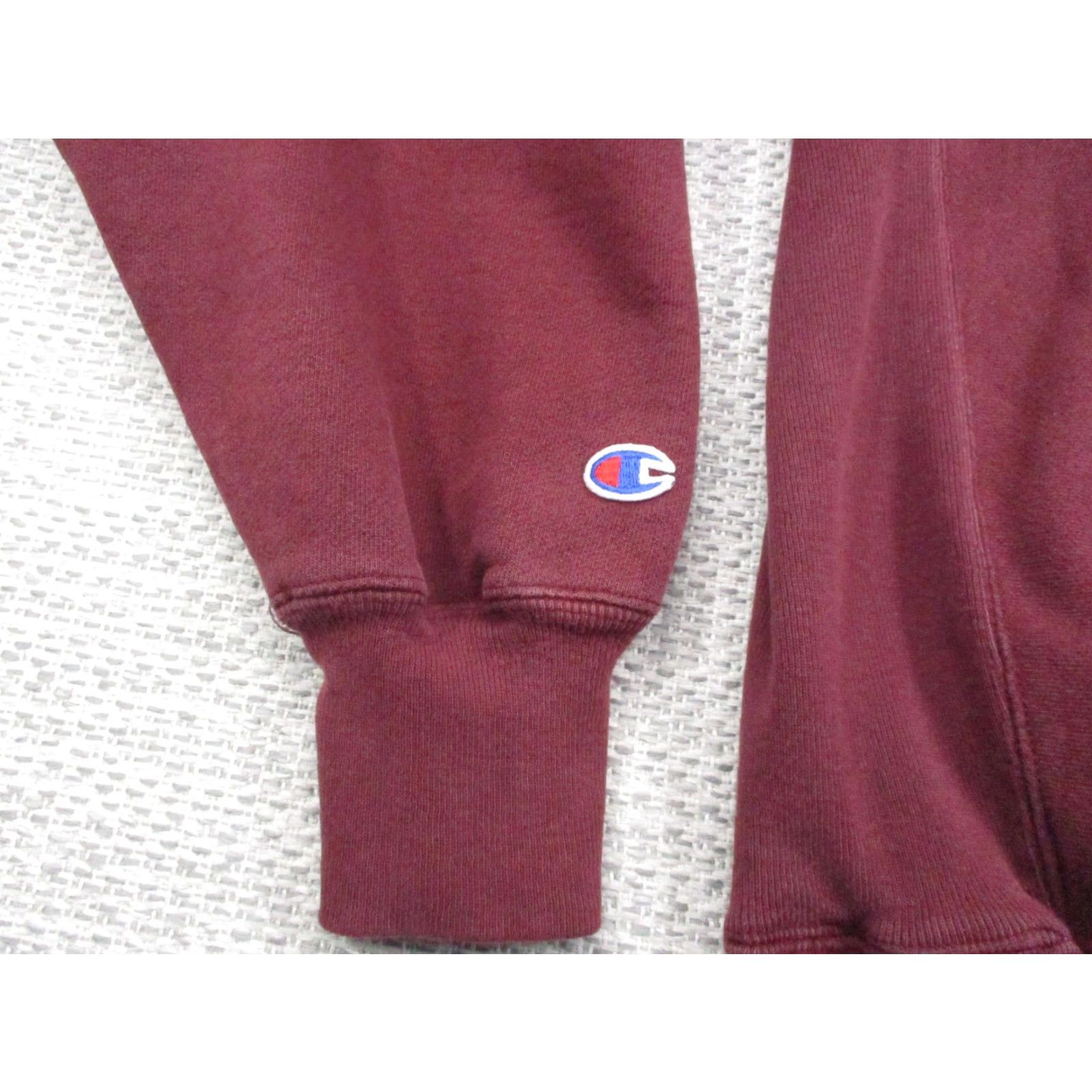 Champion VINTAGE Champion Mustang Club Hoodie Mens L Maroon California Cars Logo Graphic Pullover Hooded Pockets Knit Sweatshirt Regular Fit Size US L / EU 52-54 / 3 - 7 Thumbnail